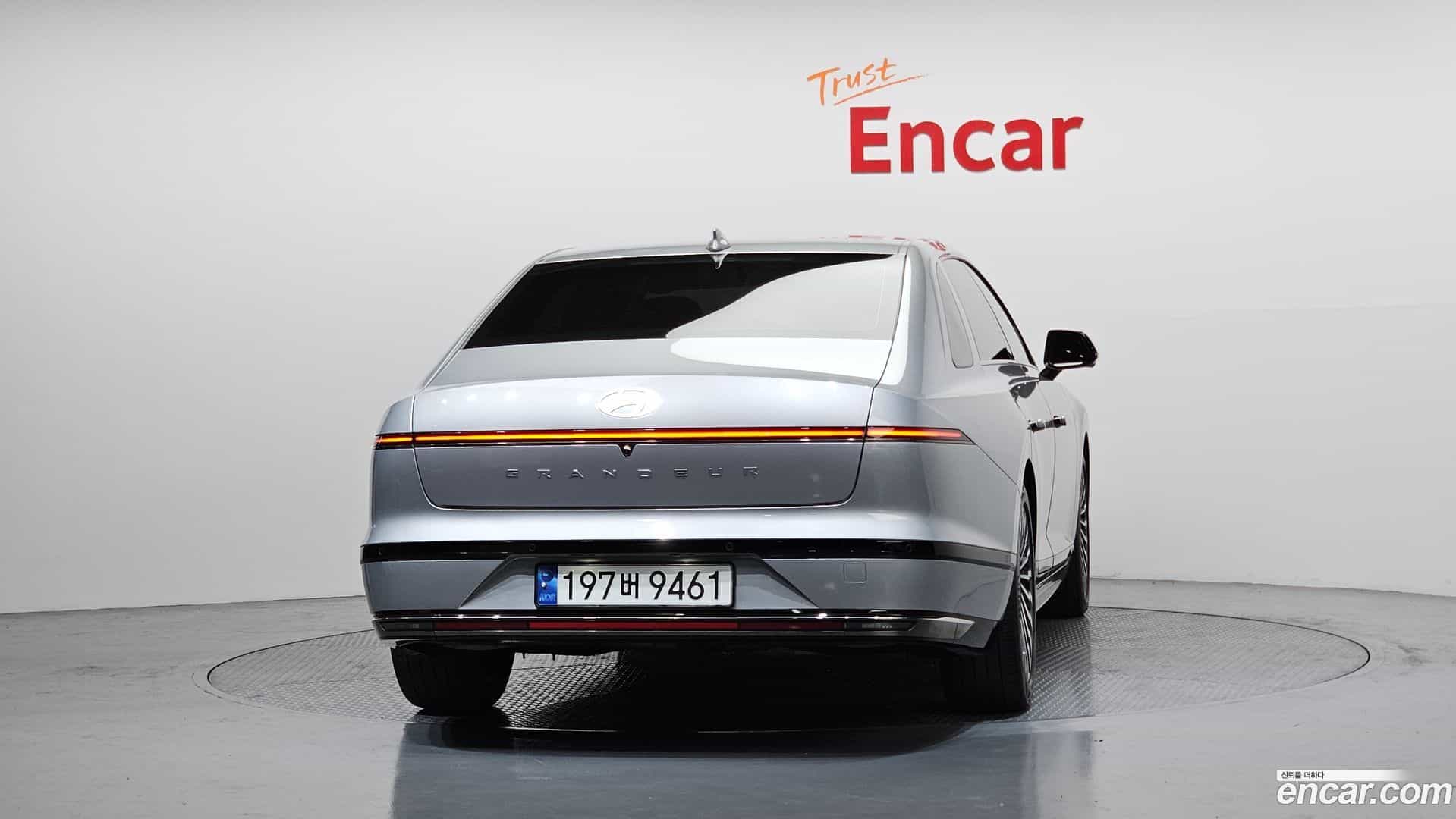 Grandeur Hyundai 2023.2-OUTER-004