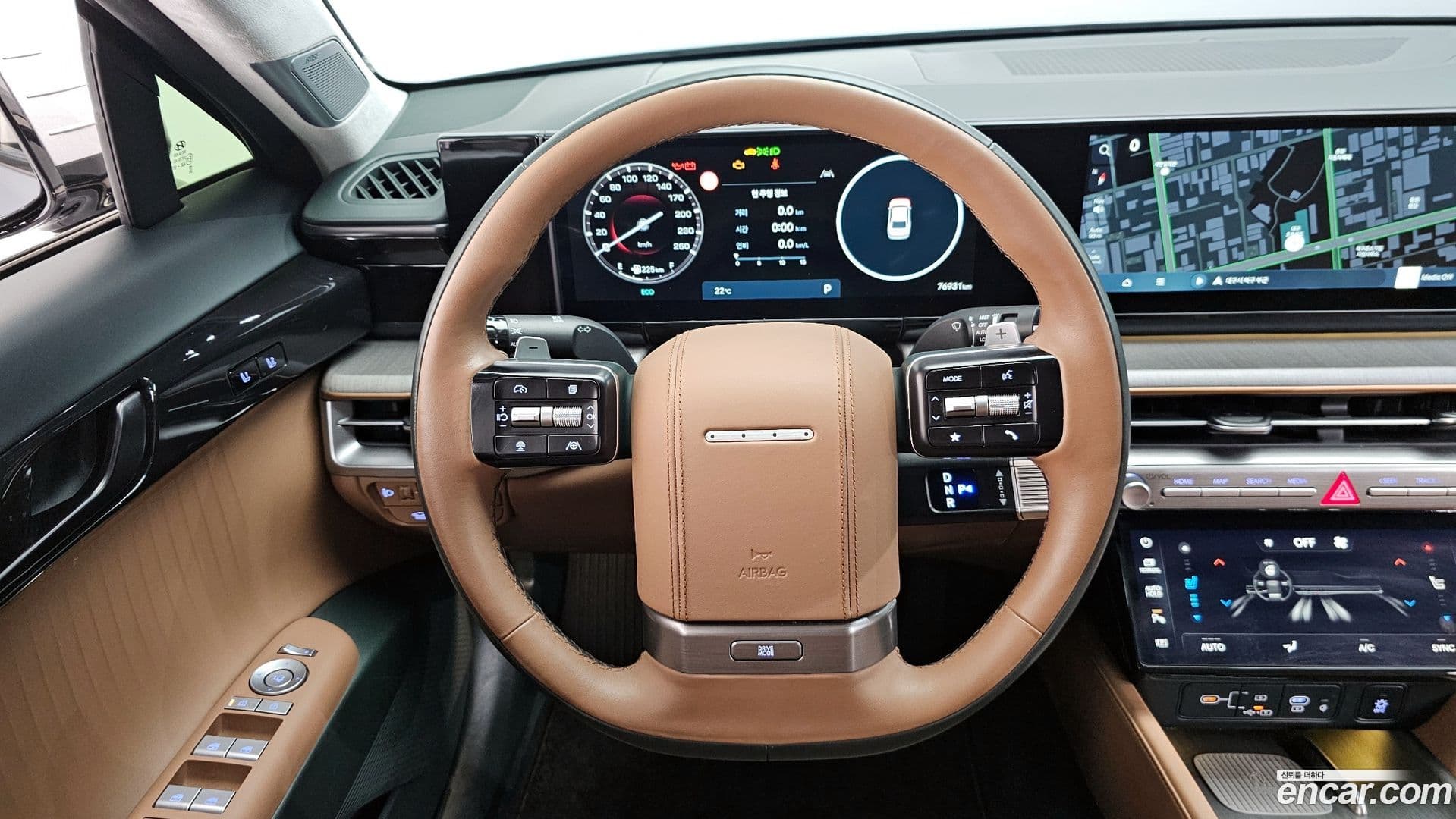 Main__Slider__Photo:Grandeur Hyundai 2023.2-12