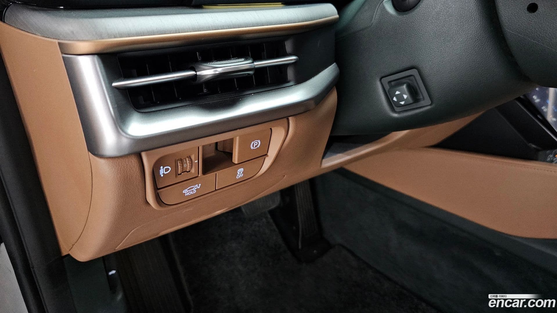 Main__Slider__Photo:Grandeur Hyundai 2023.2-18