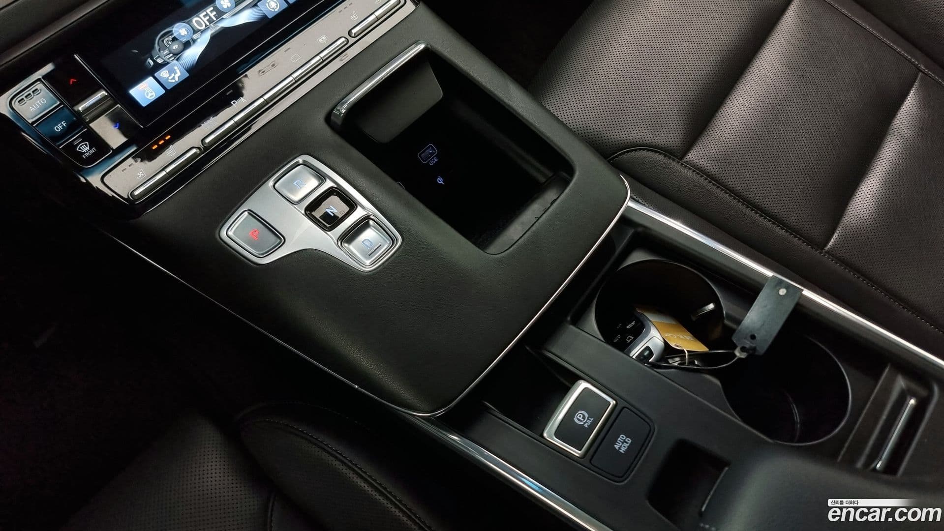 Main__Slider__Photo:Grandeur Hyundai 2022.6-8