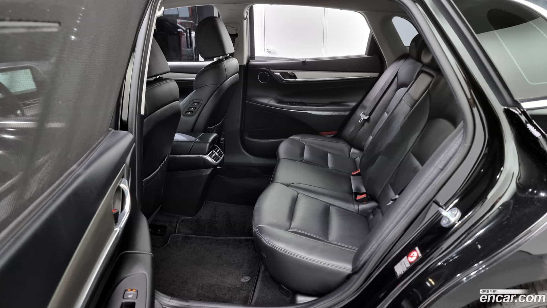 Grandeur Hyundai 2022.6-OPTION-016