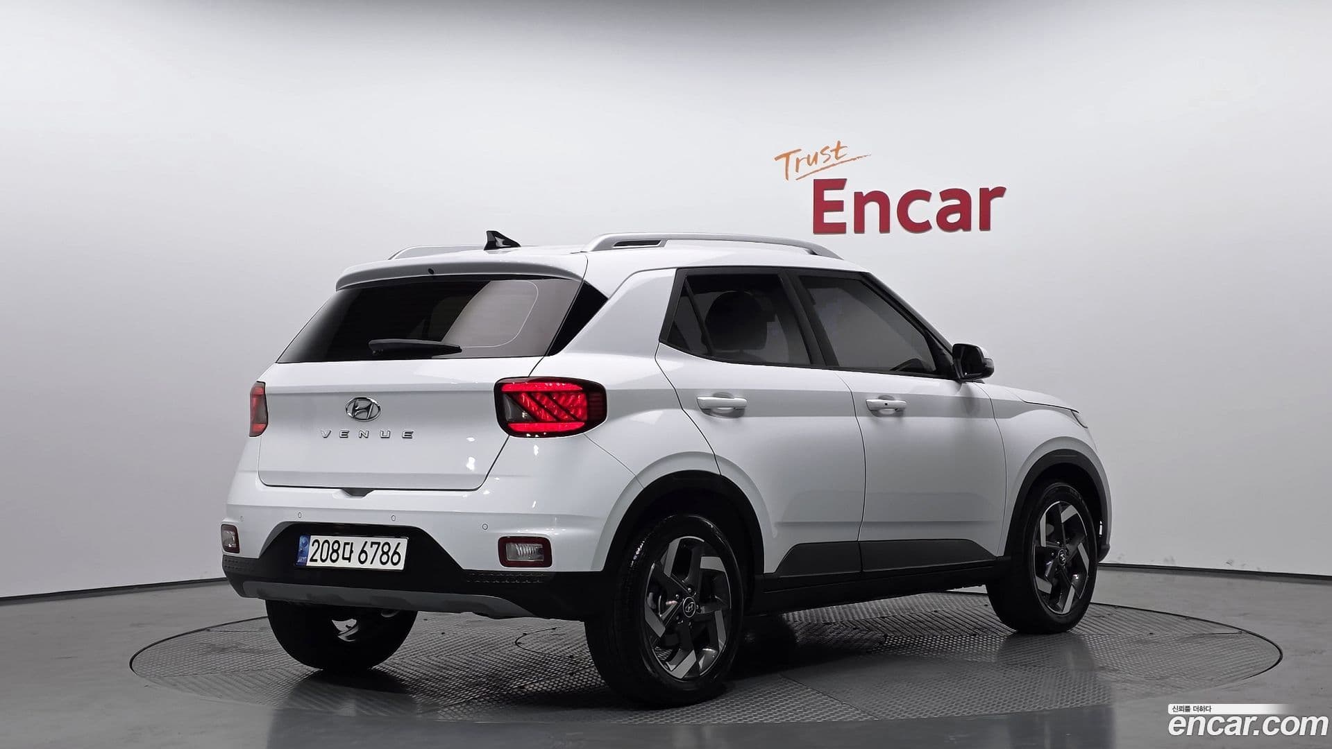 Main__Slider__Photo:Venue Hyundai 2022.8-1