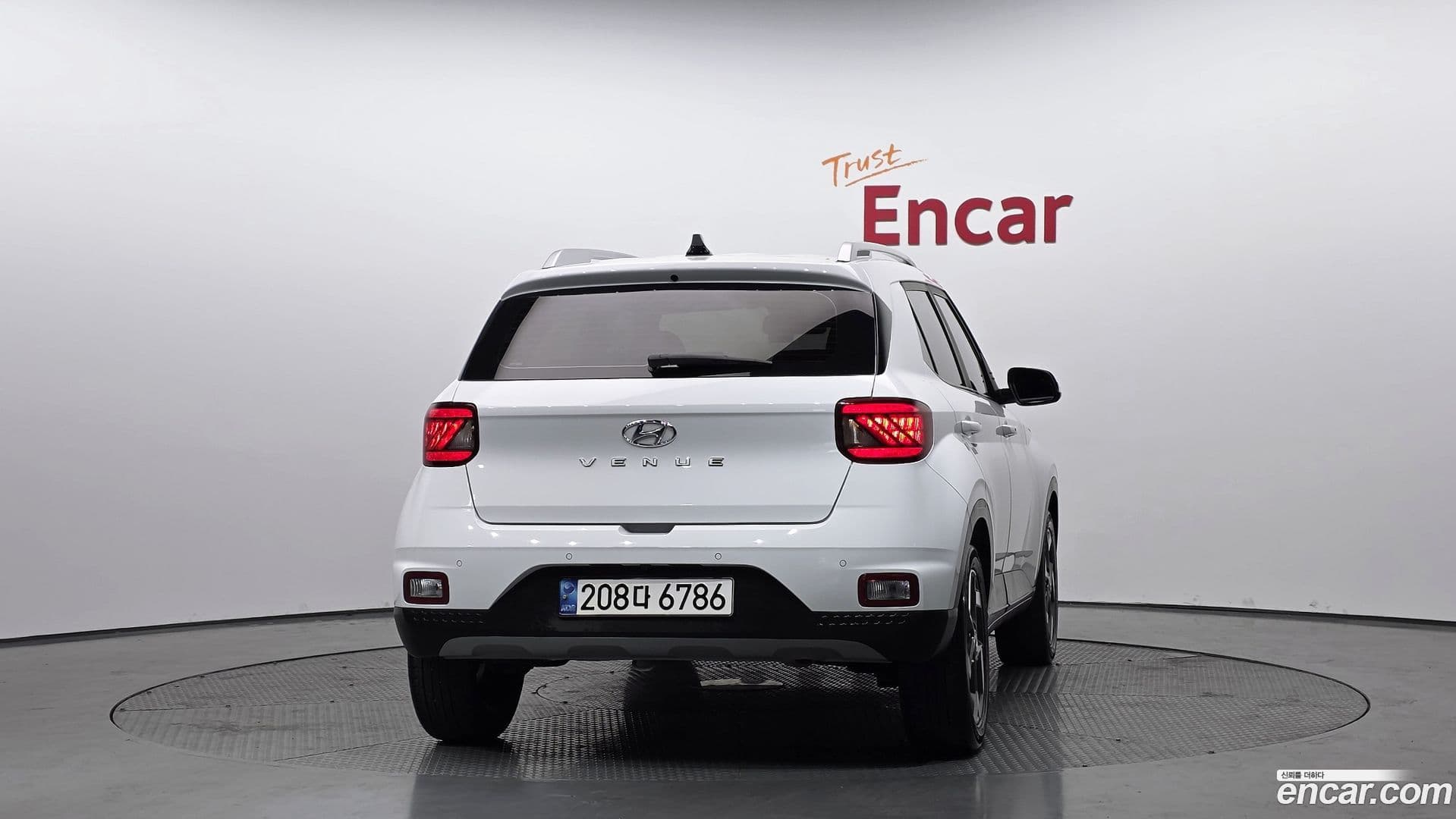 Main__Slider__Photo:Venue Hyundai 2022.8-3