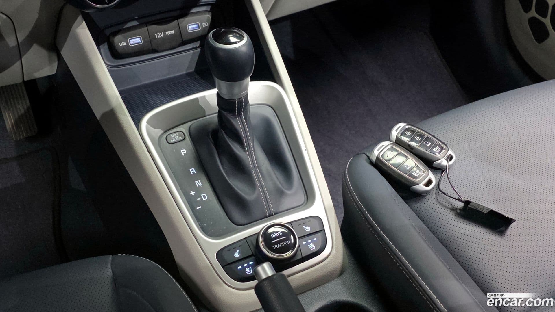 Main__Slider__Photo:Venue Hyundai 2022.8-8