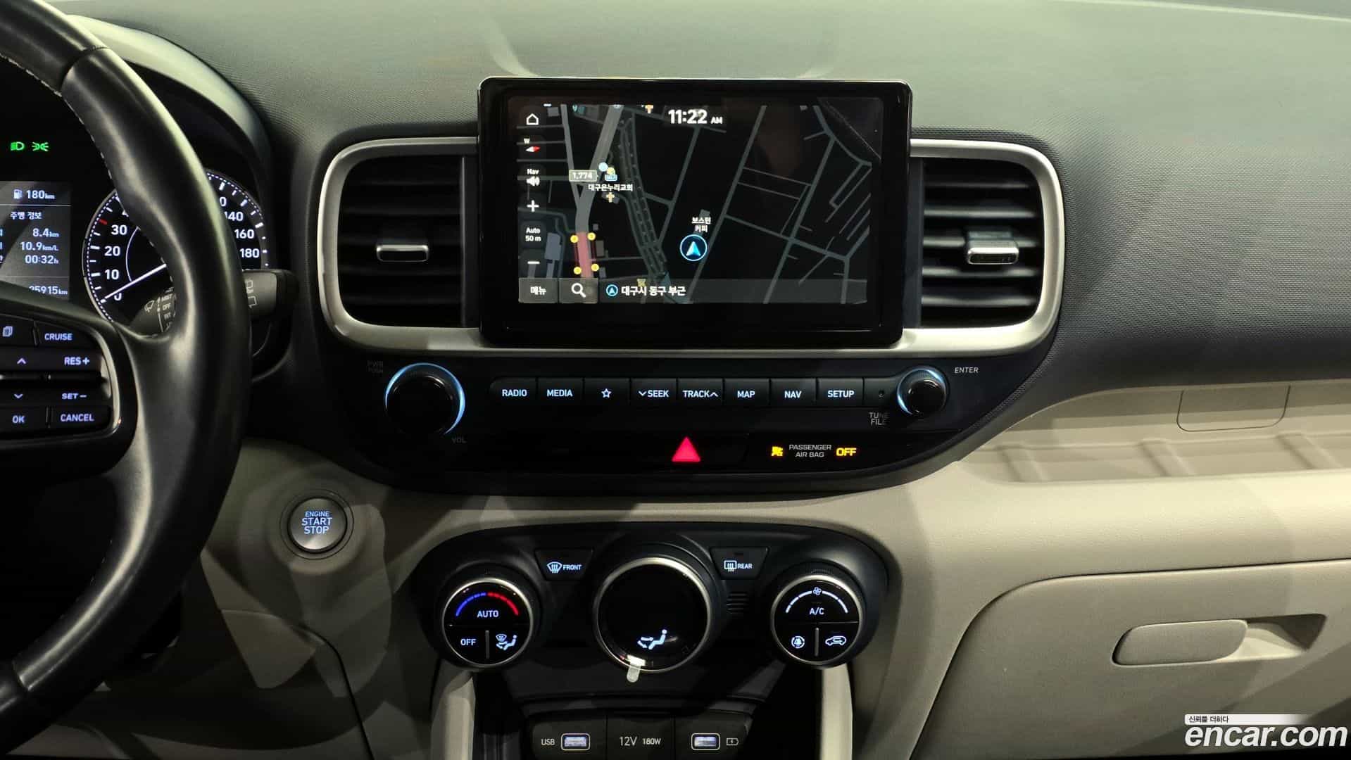 Venue Hyundai 2022.8-OPTION-019