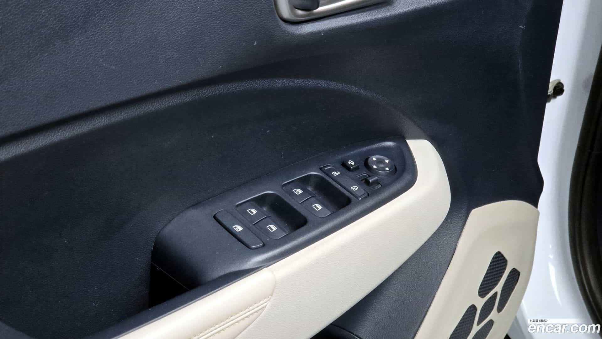 Venue Hyundai 2022.8-OPTION-021