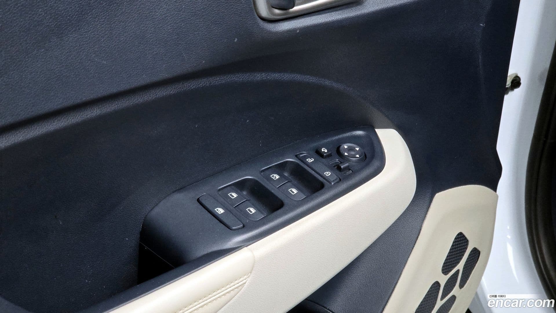 Main__Slider__Photo:Venue Hyundai 2022.8-16