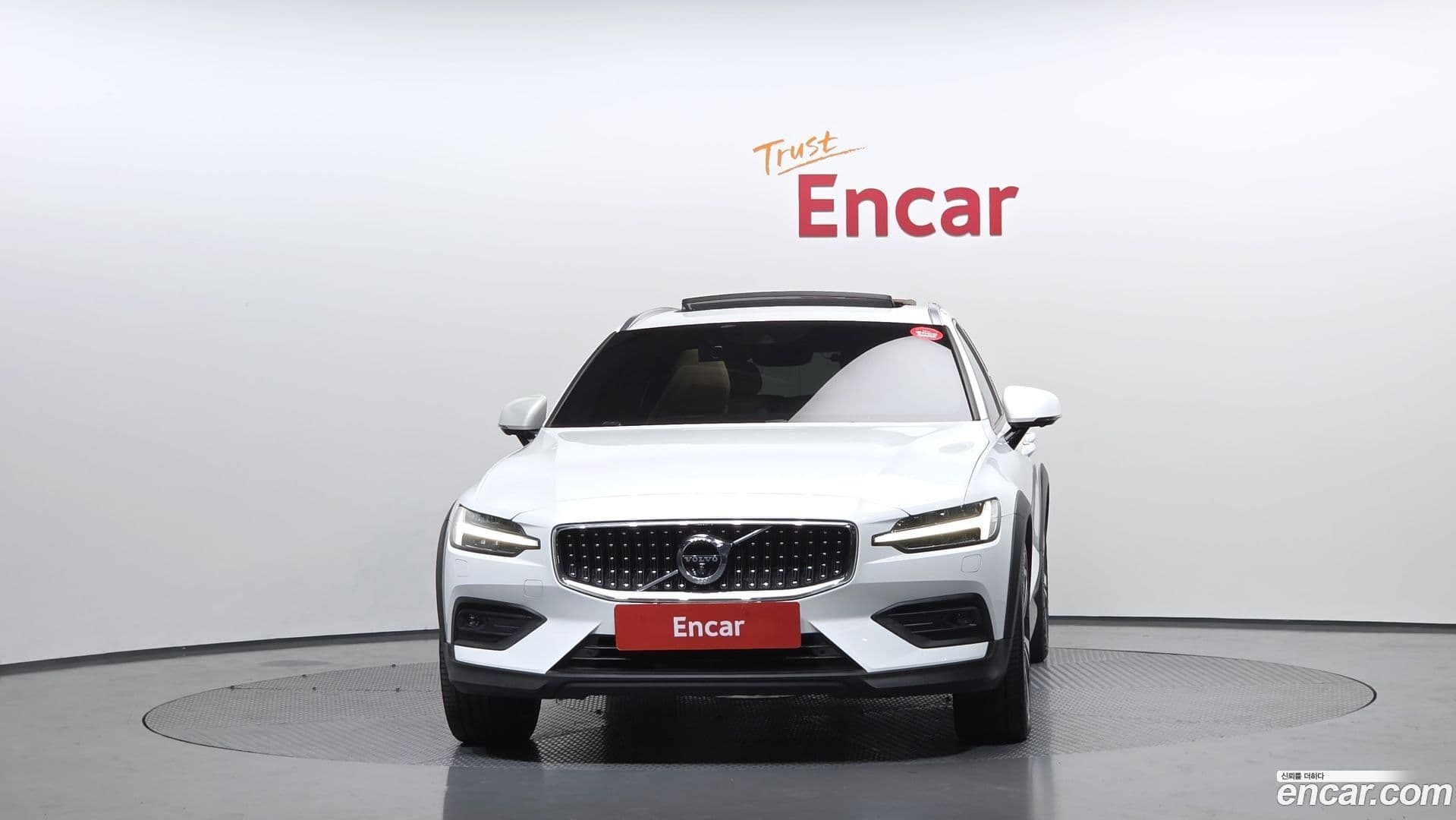 Main__Slider__Photo:V60 Volvo 2020.8-2