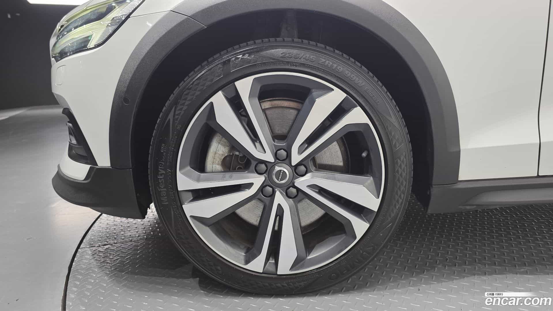 V60 Volvo 2020.8-OUTER-005