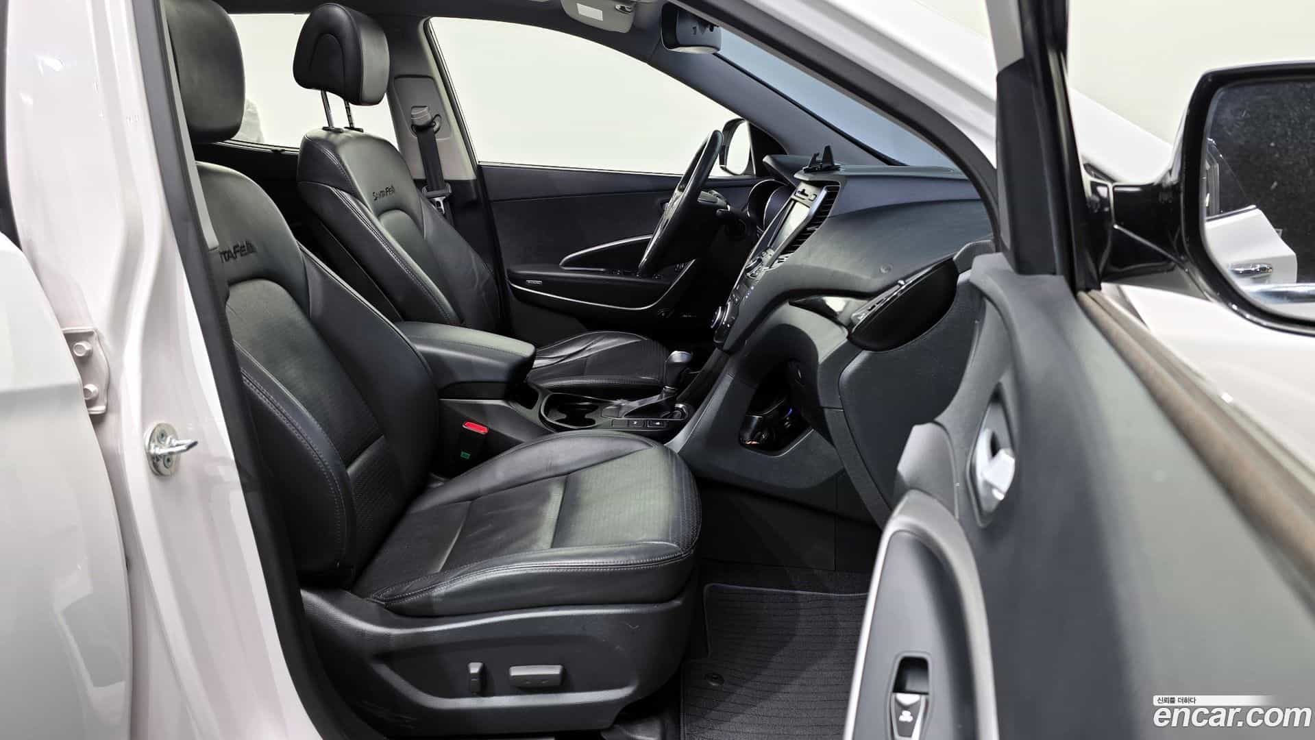 Santafe Hyundai 2014.2-OPTION-015