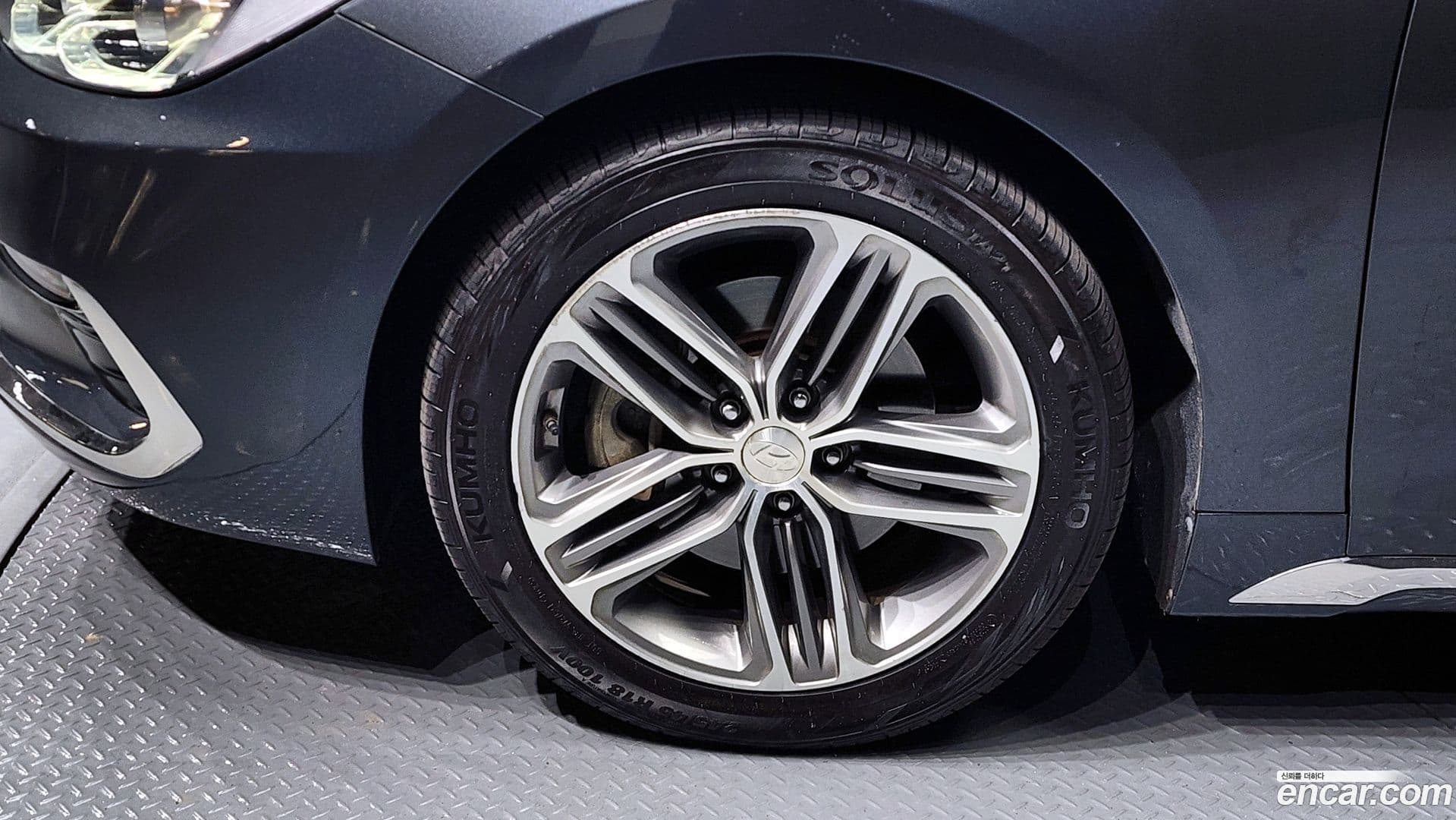 Main__Slider__Photo:Grandeur Hyundai 2017.5-4