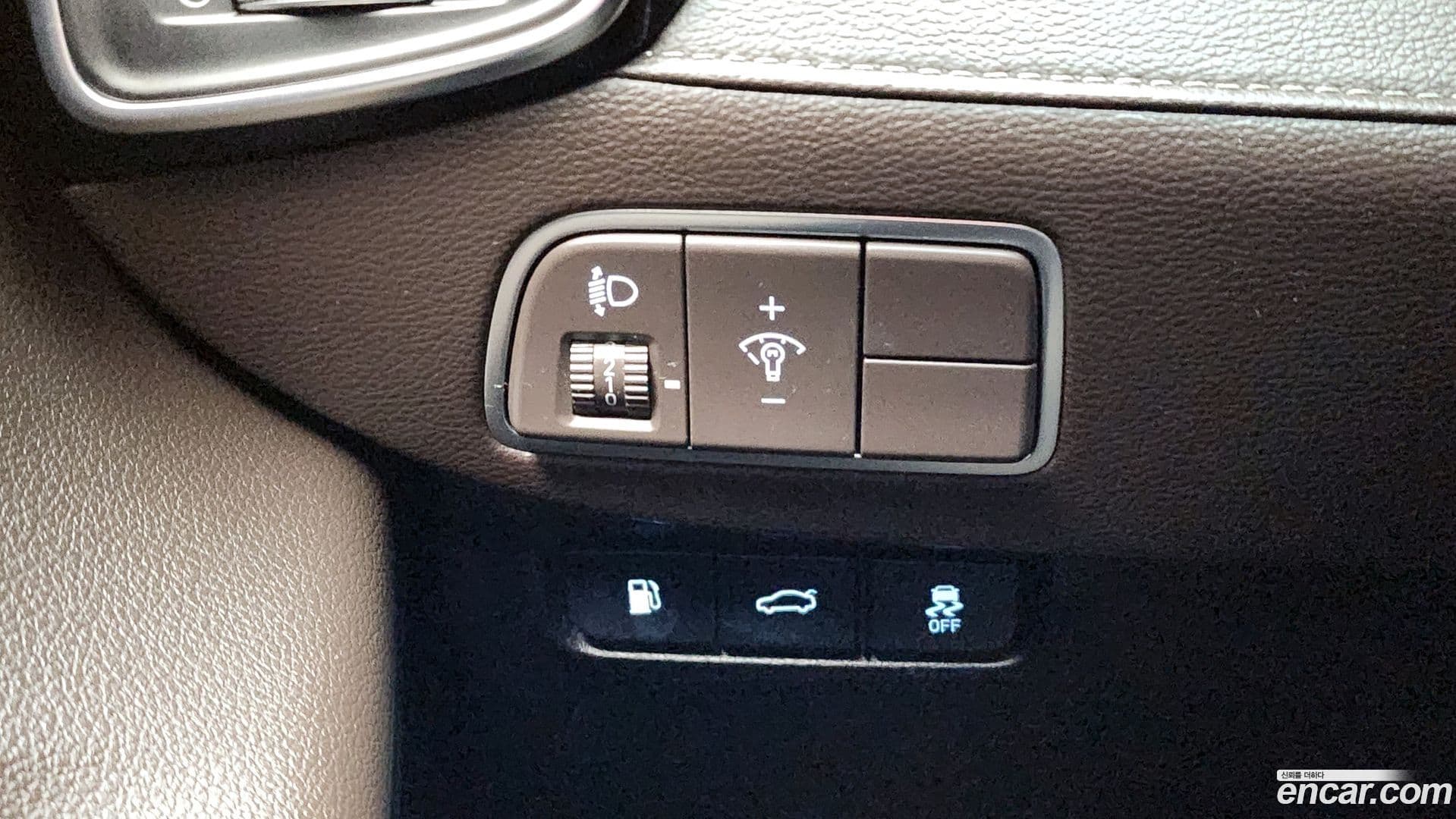 Main__Slider__Photo:Grandeur Hyundai 2017.5-16