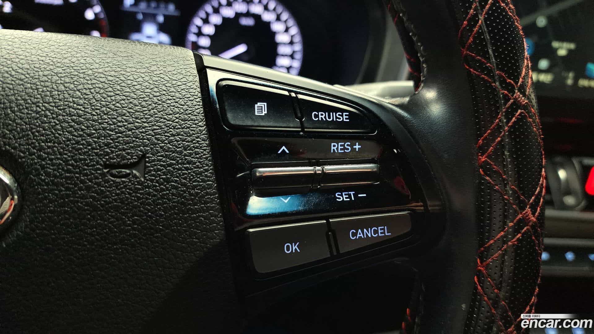 Grandeur Hyundai 2017.5-OPTION-024