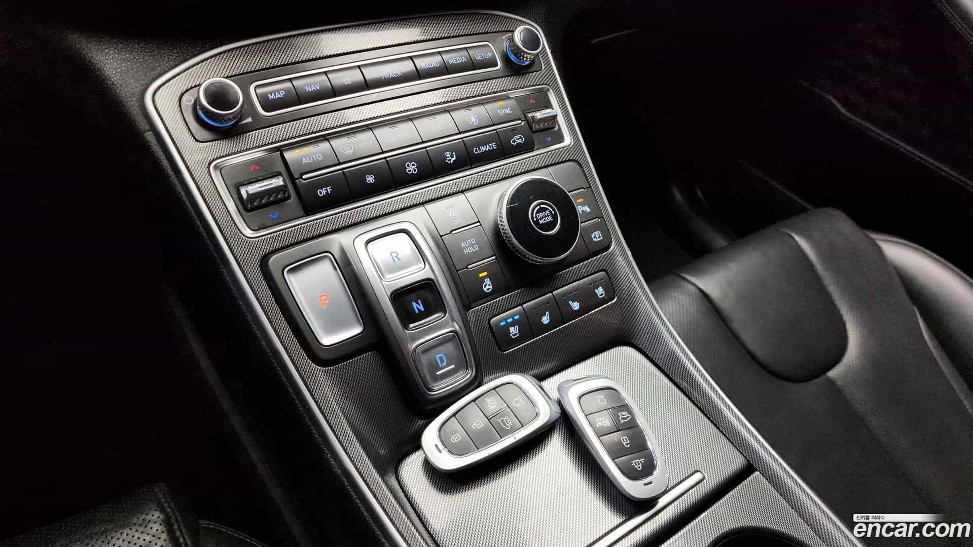 Santafe Hyundai 2021.2-INNER-009