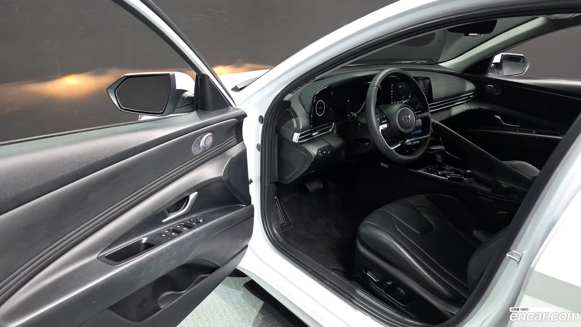 Main__Slider__Photo:AVANTE Hyundai 2023.2-10