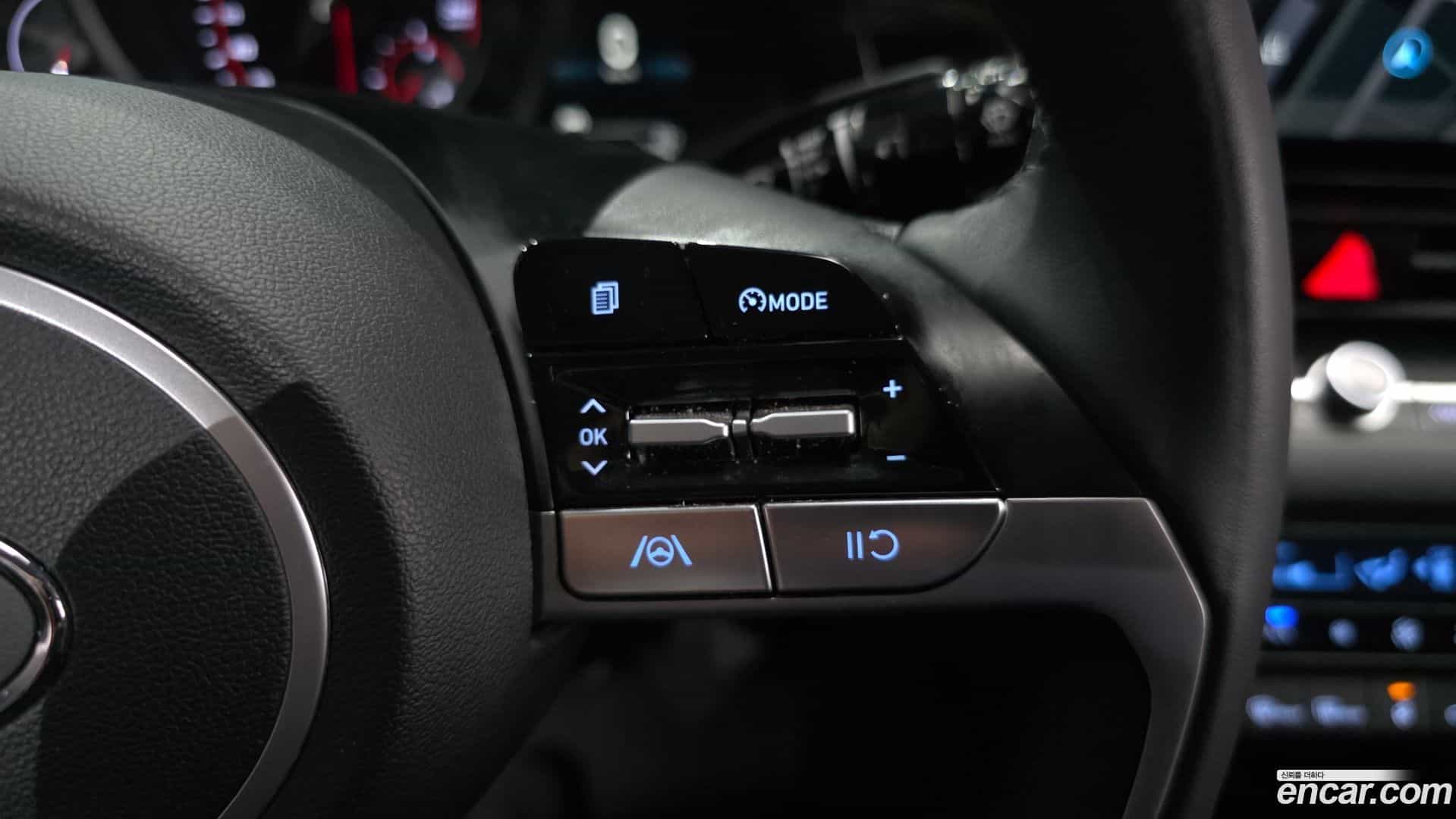 AVANTE Hyundai 2023.2-OPTION-023