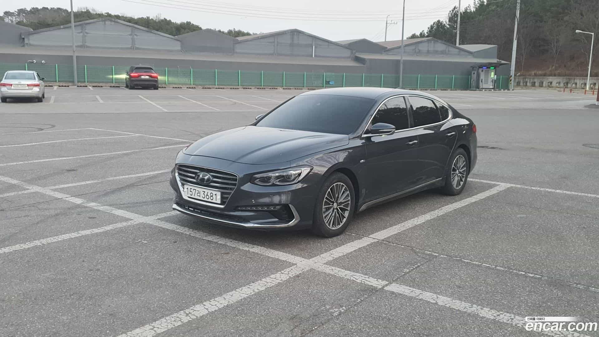 Grandeur Hyundai 2018.1-OUTER-001