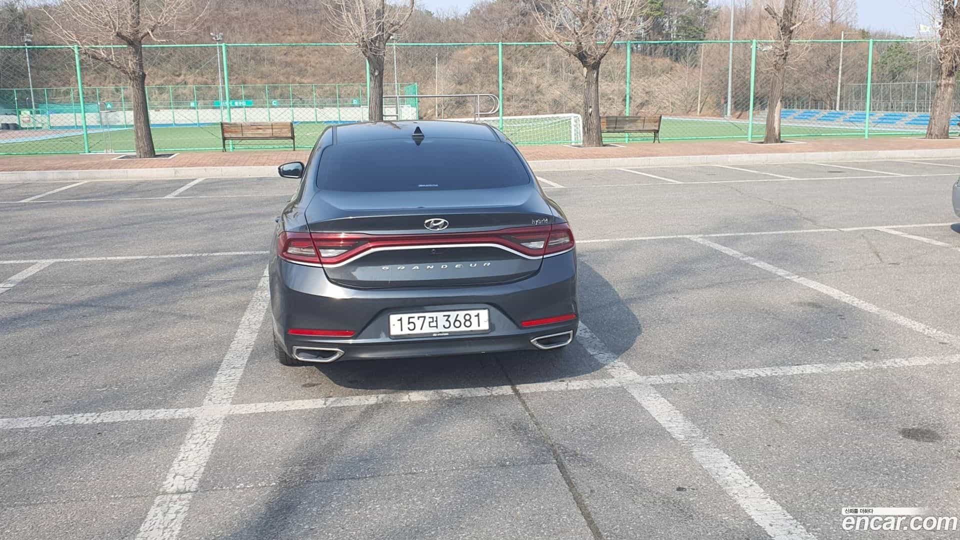 Grandeur Hyundai 2018.1-OUTER-004