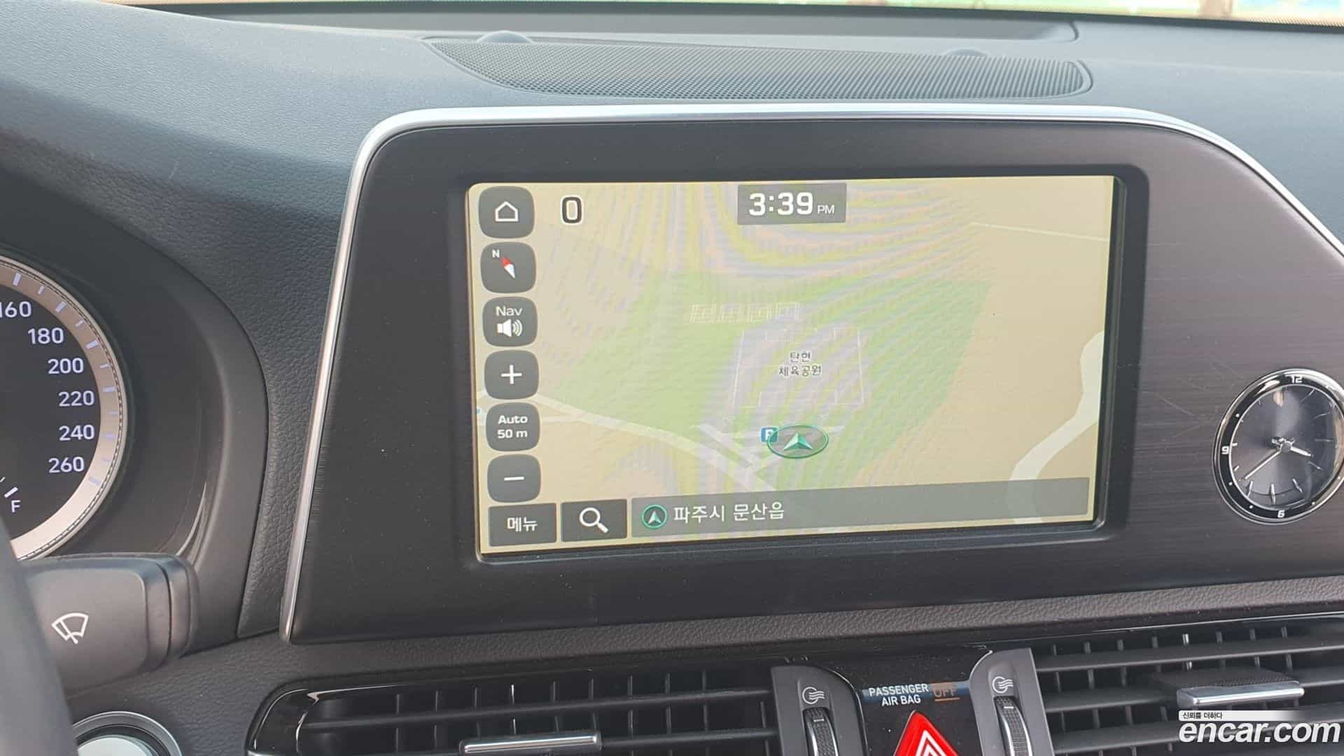 Grandeur Hyundai 2018.1-OPTION-021