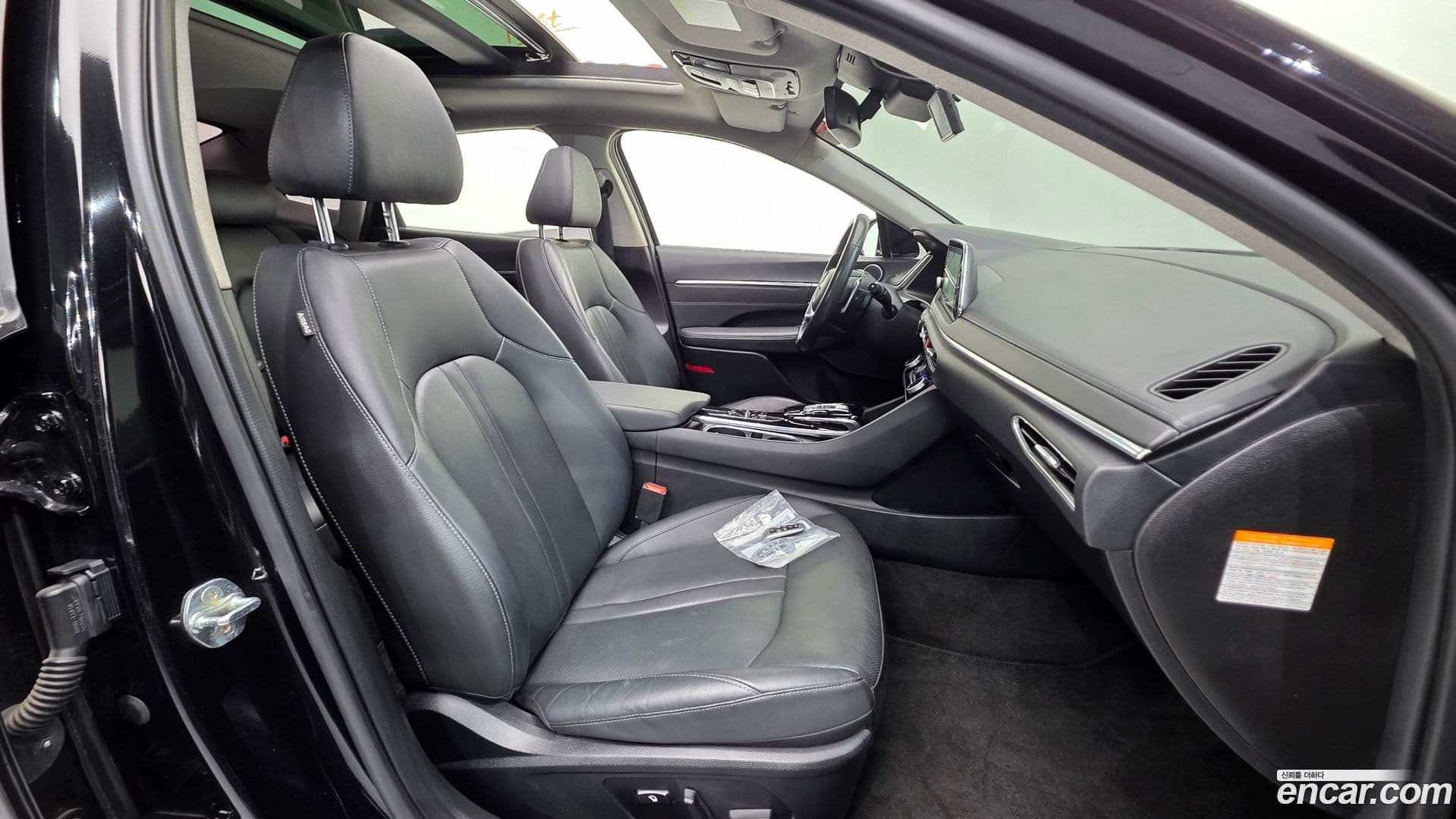 Main__Slider__Photo:Sonata Hyundai 2022.5-9