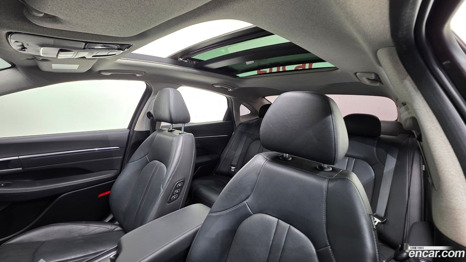 Main__Slider__Photo:Sonata Hyundai 2022.5-10