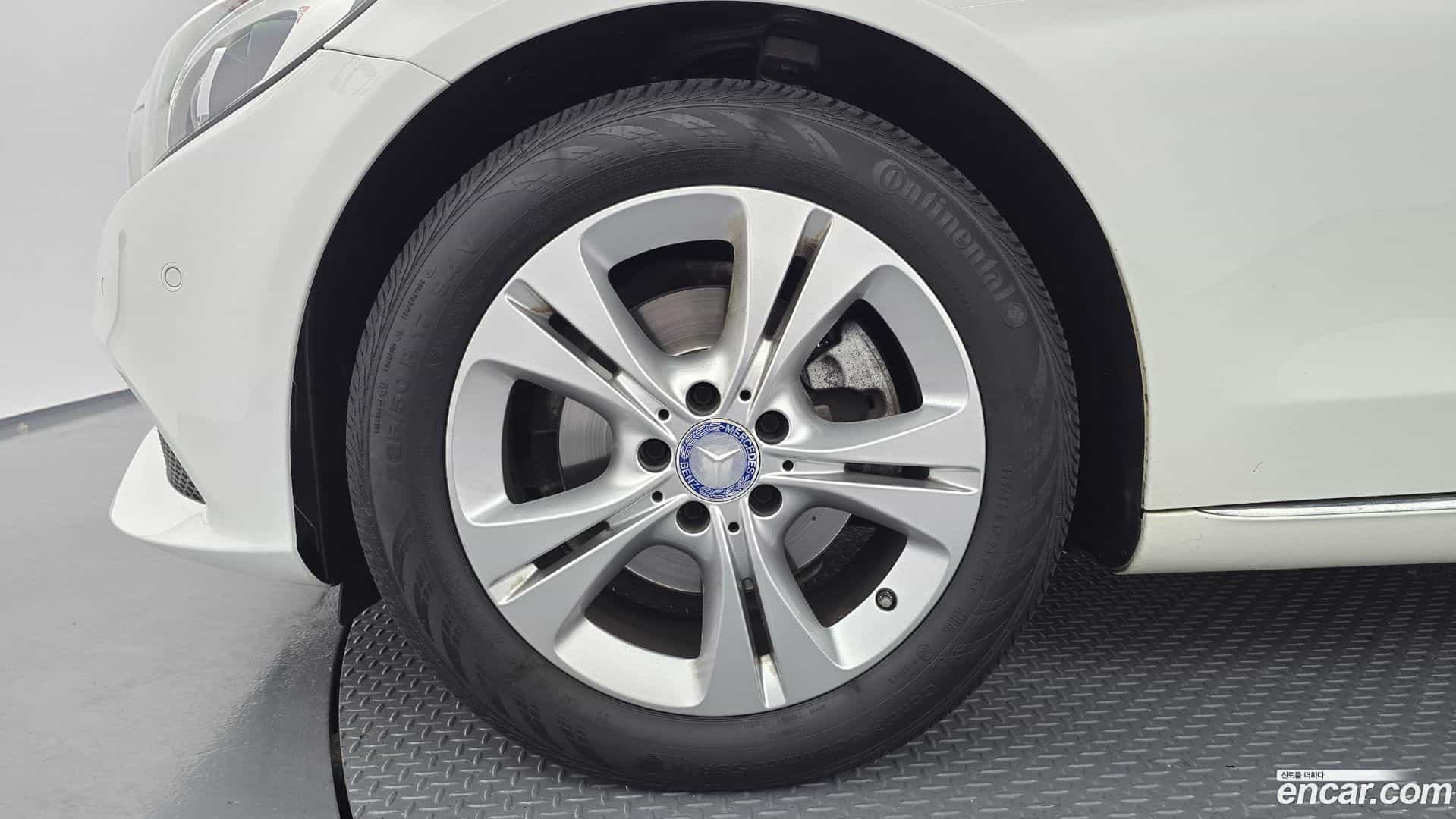 C-Class Mercedes-Benz 2016.11-OUTER-005