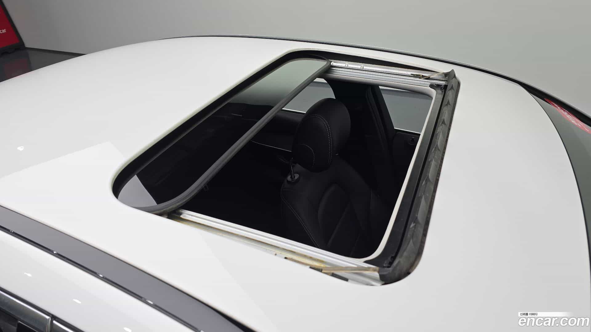 C-Class Mercedes-Benz 2016.11-OPTION-023