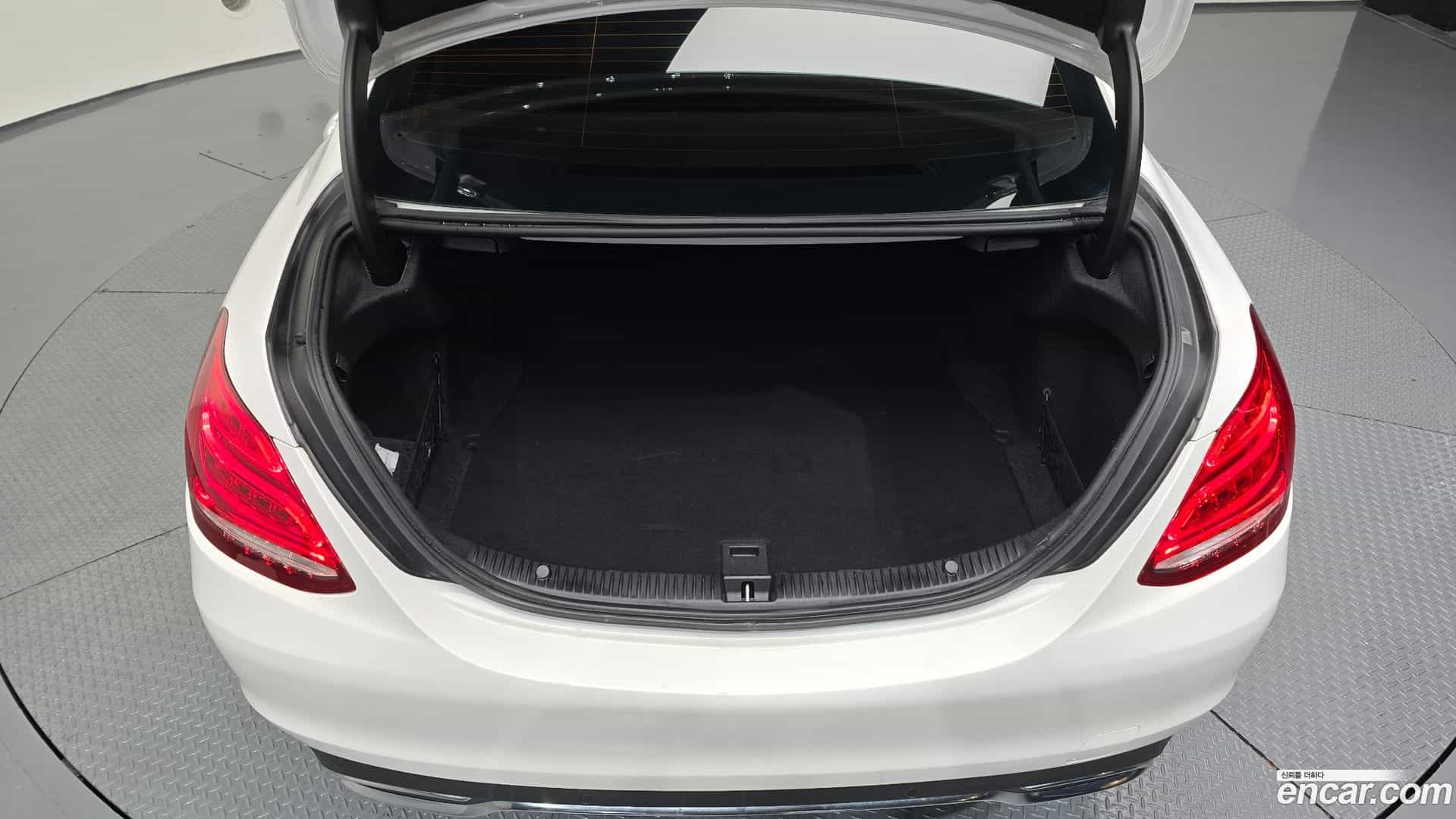 C-Class Mercedes-Benz 2016.11-OPTION-024