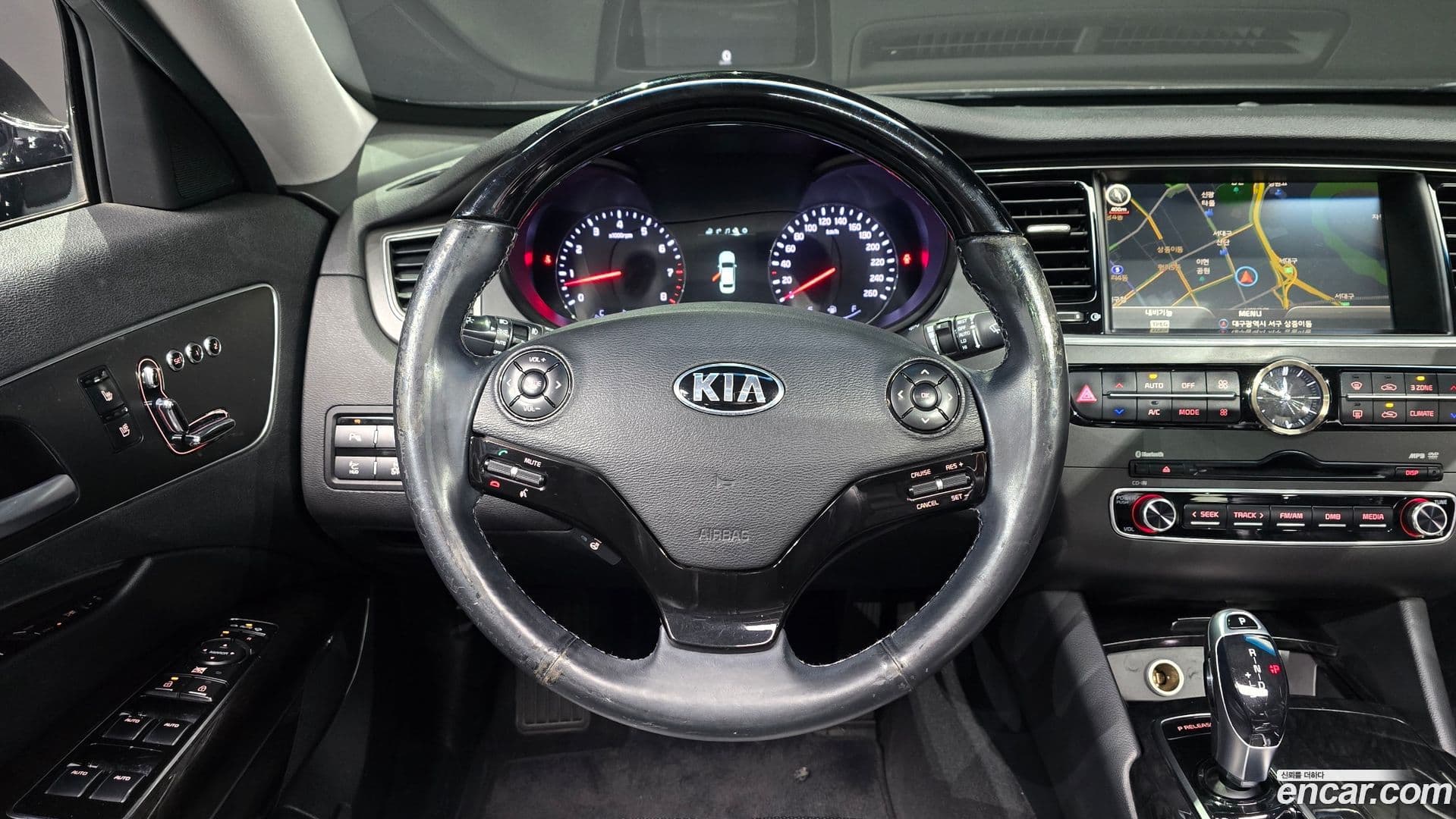 Main__Slider__Photo:K9 Kia 2014.2-12