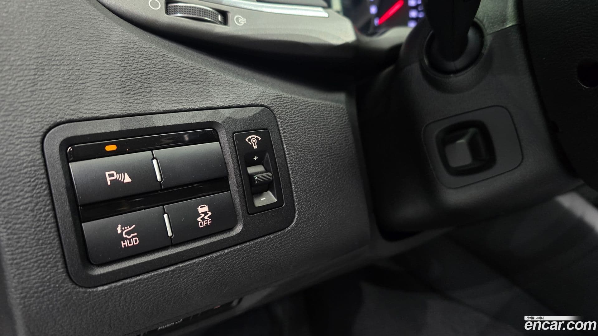 Main__Slider__Photo:K9 Kia 2014.2-13