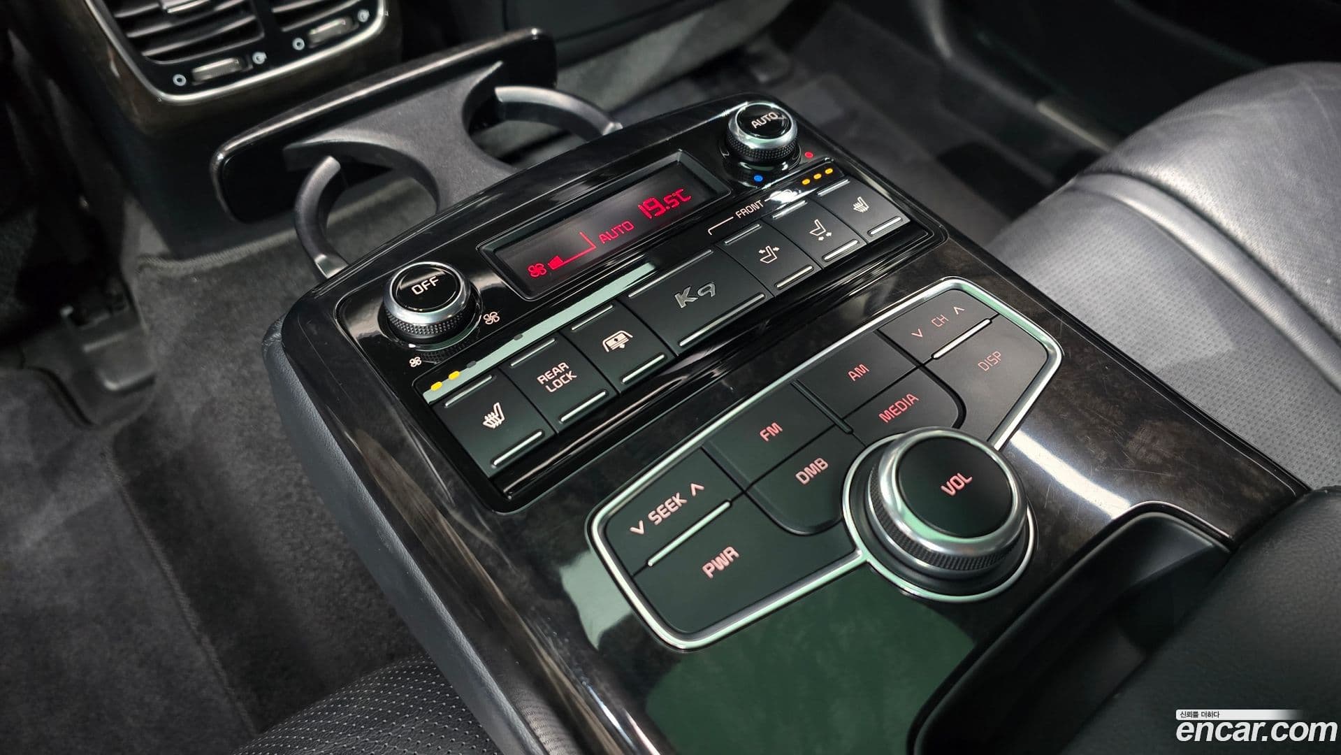 Main__Slider__Photo:K9 Kia 2014.2-19