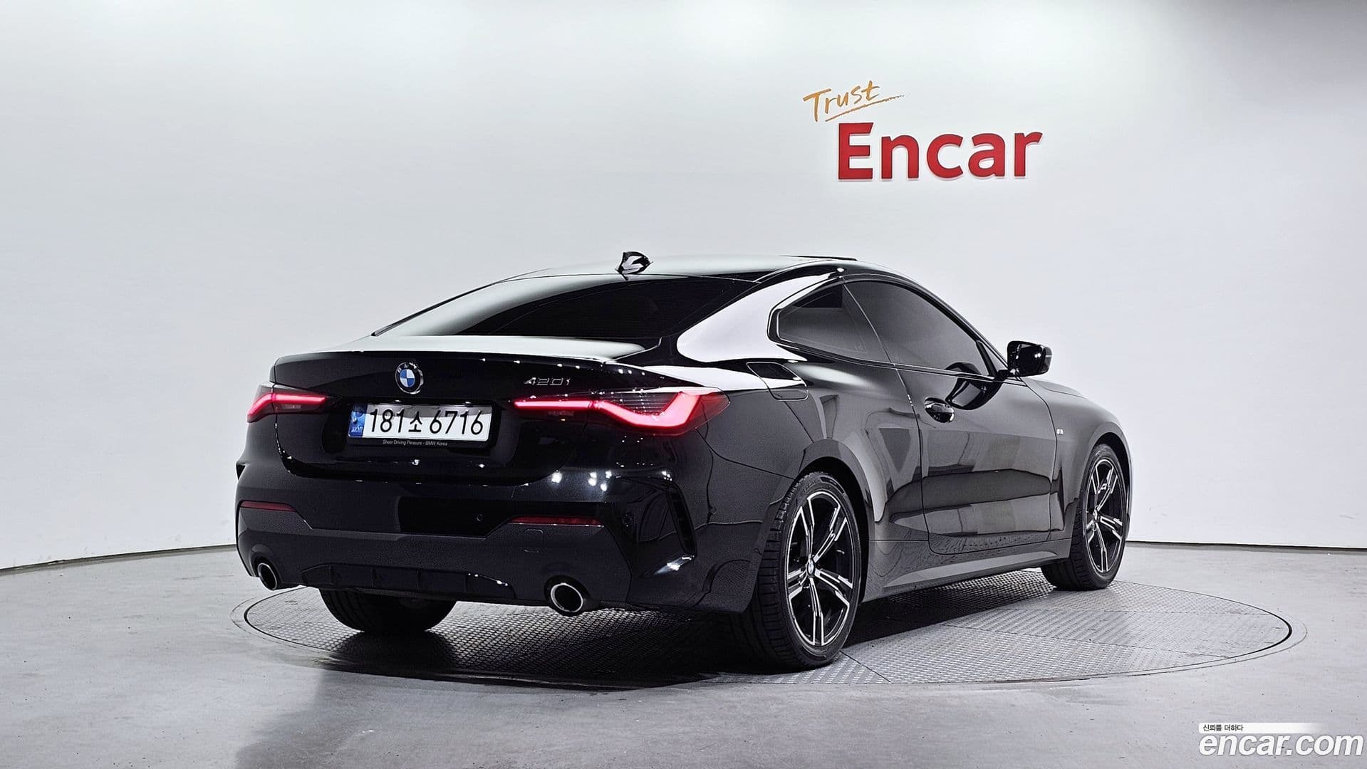 Main__Slider__Photo:4-Series BMW 2021.1-1