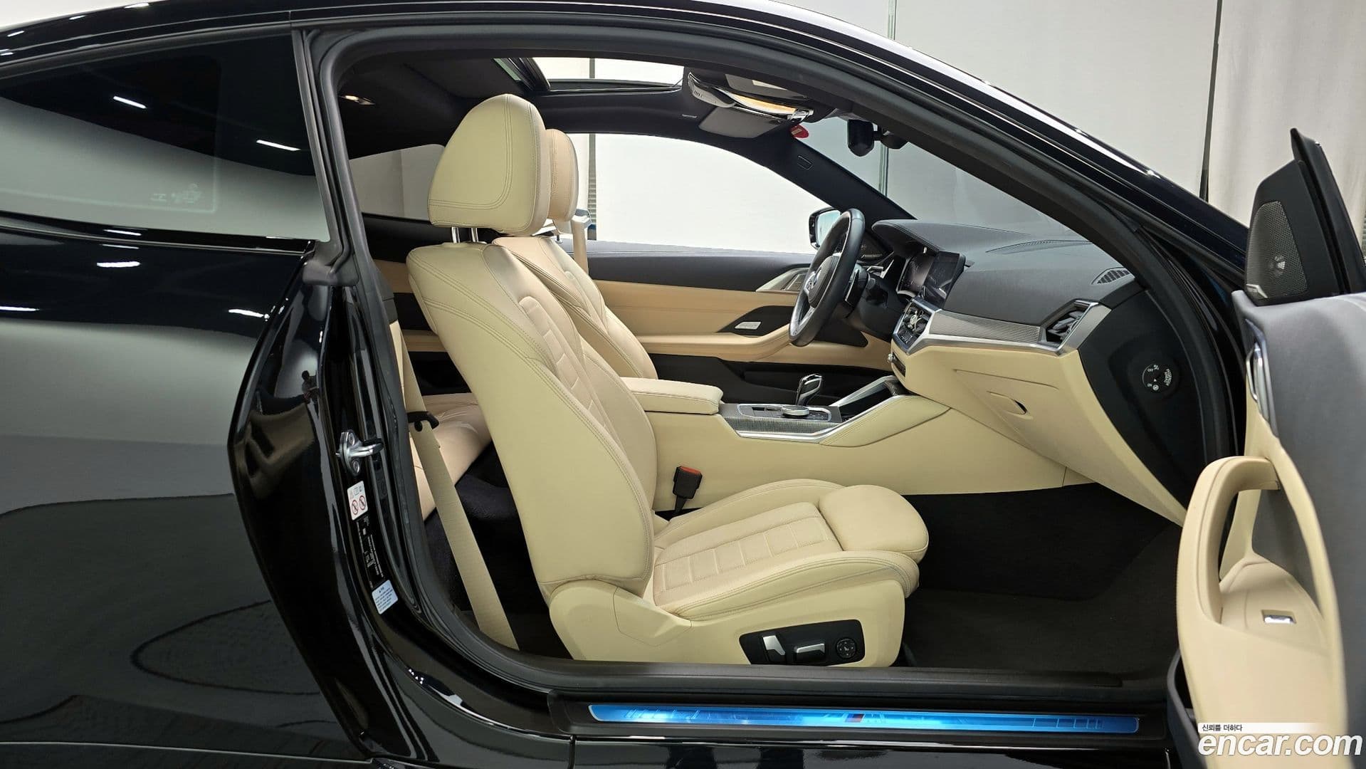 Main__Slider__Photo:4-Series BMW 2021.1-9