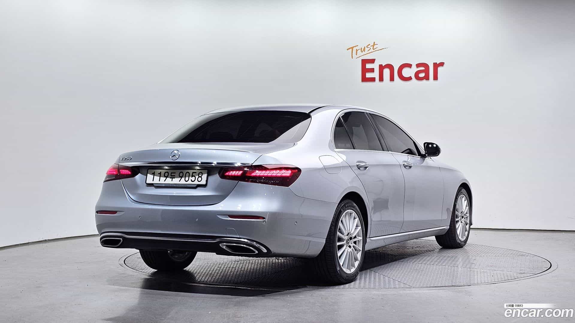 E-Class Mercedes-Benz 2021.2-OUTER-002