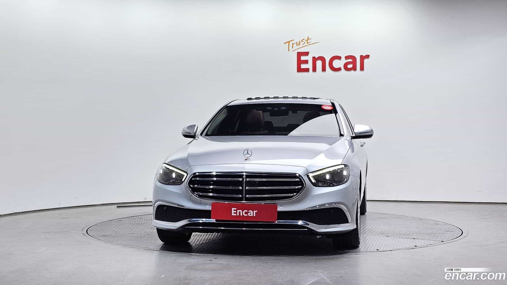 E-Class Mercedes-Benz 2021.2-OUTER-003