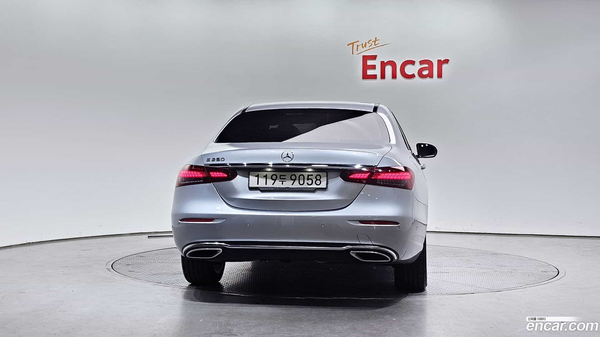 E-Class Mercedes-Benz 2021.2-OUTER-004