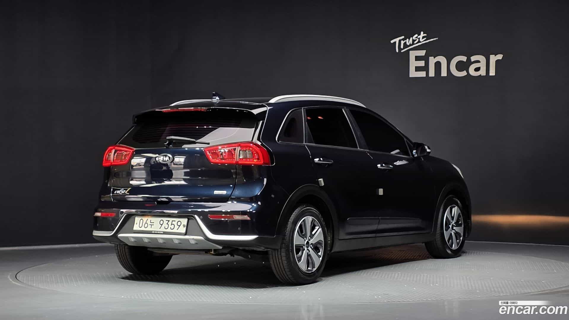 Niro Kia 2018.2-OUTER-002