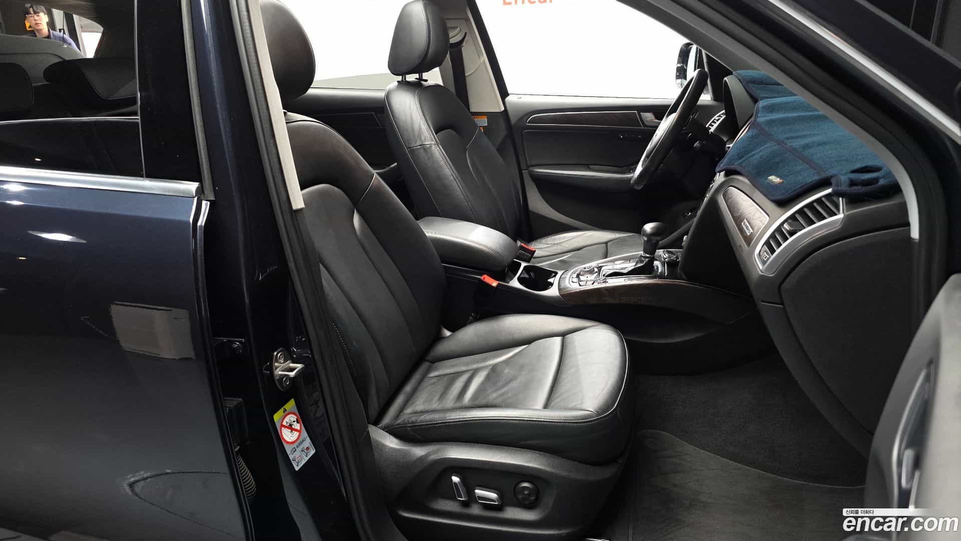 Q5 Audi 2016.2-INNER-010