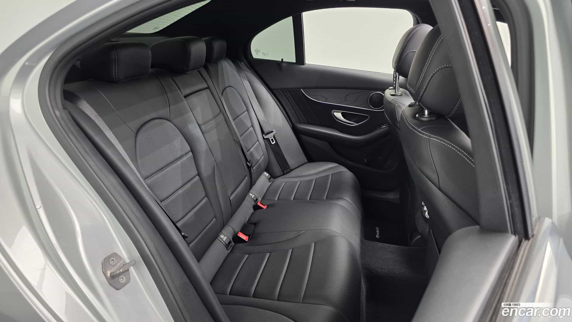 C-Class Mercedes-Benz 2019.4-OPTION-016