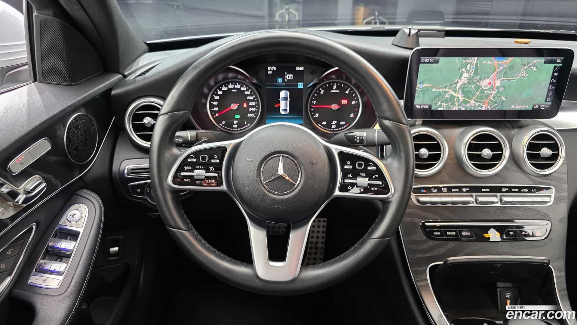 C-Class Mercedes-Benz 2019.4-OPTION-017
