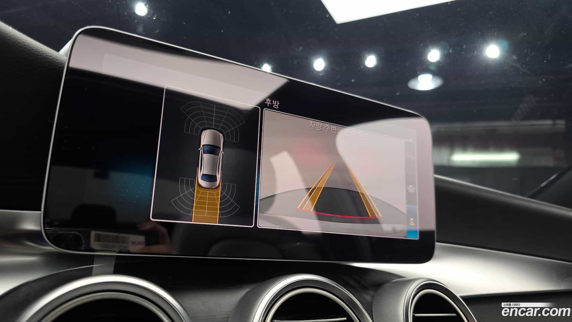 C-Class Mercedes-Benz 2019.4-OPTION-019