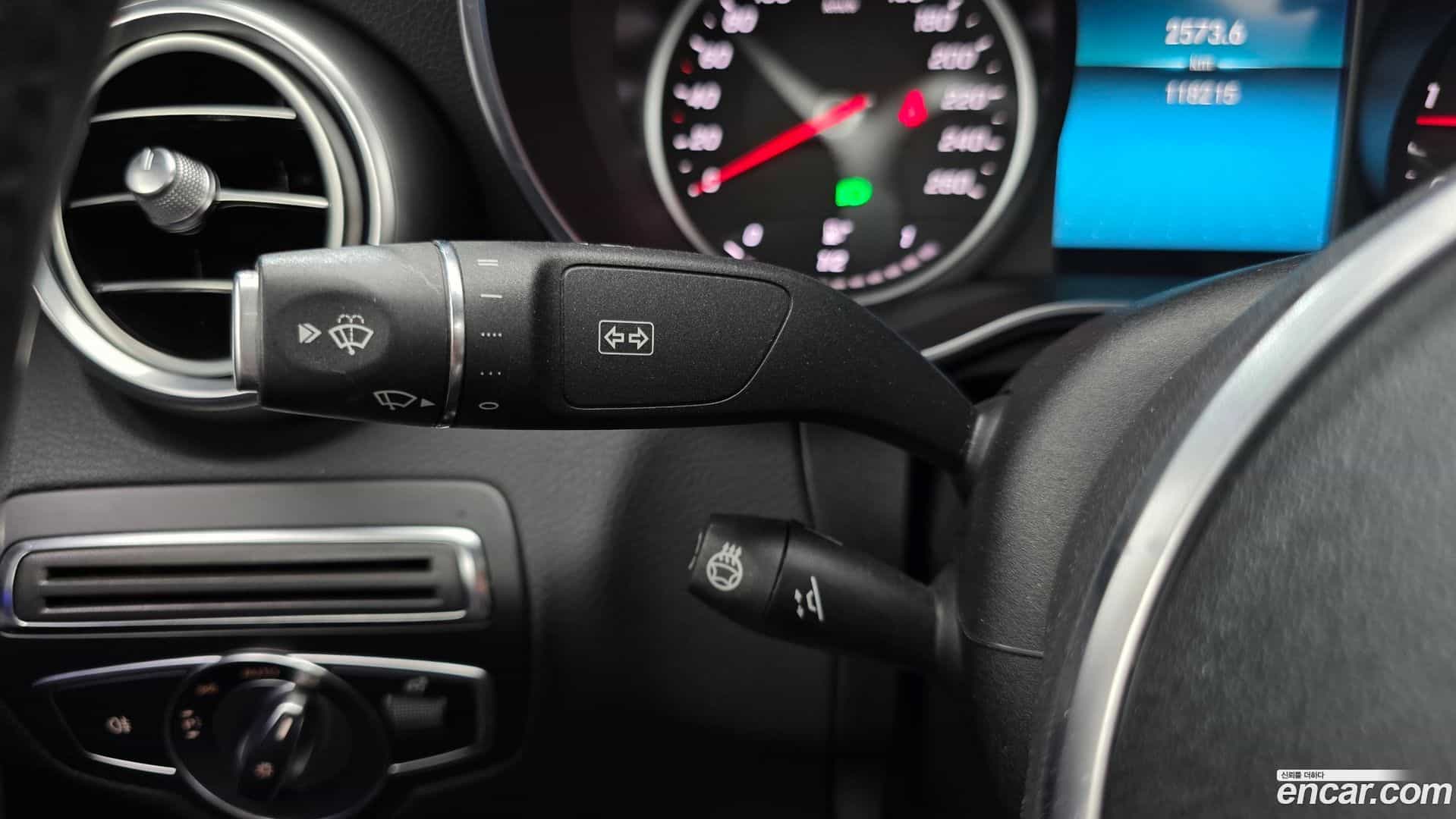 C-Class Mercedes-Benz 2019.4-OPTION-020