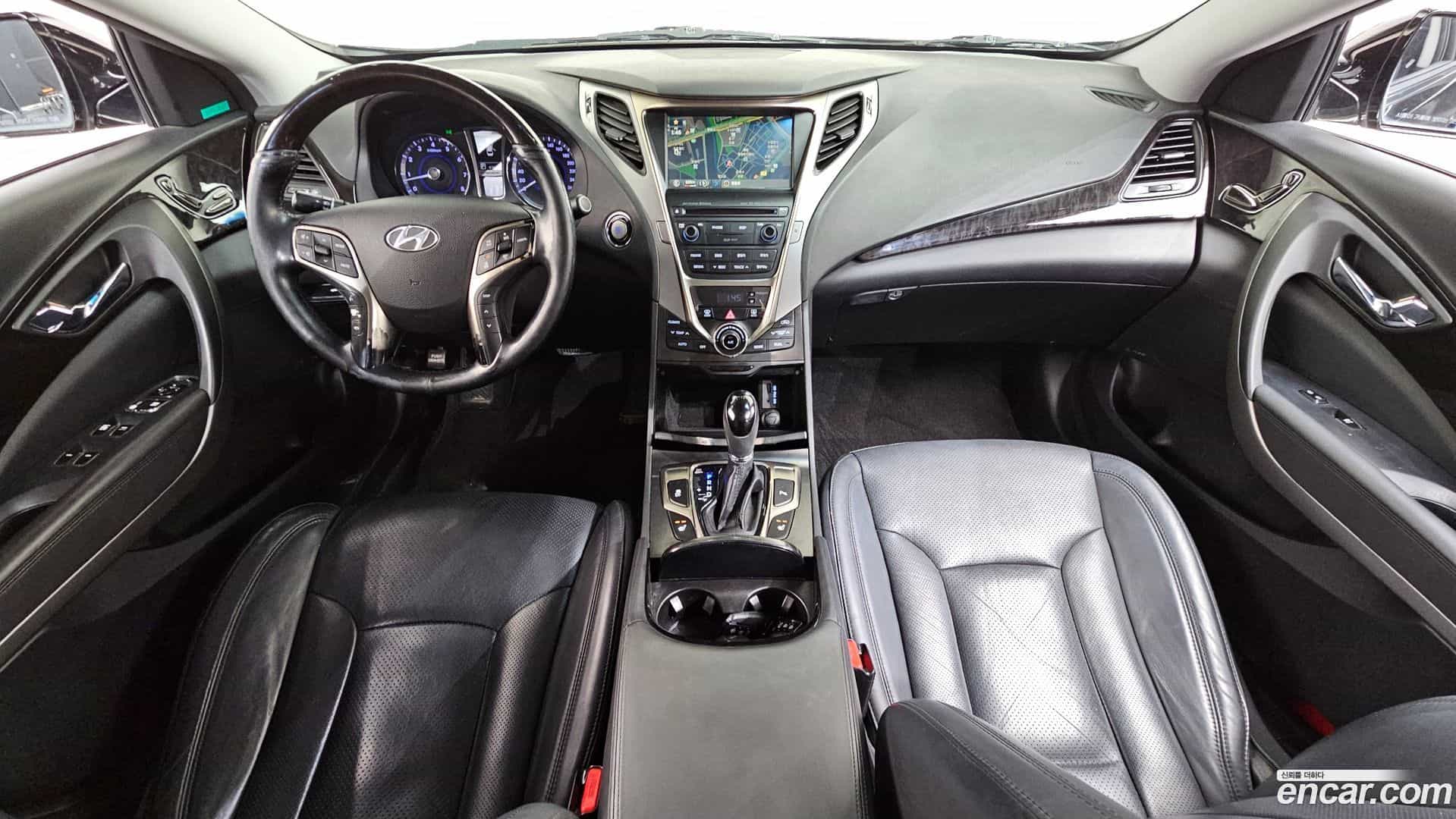 Grandeur Hyundai 2013.11-INNER-007