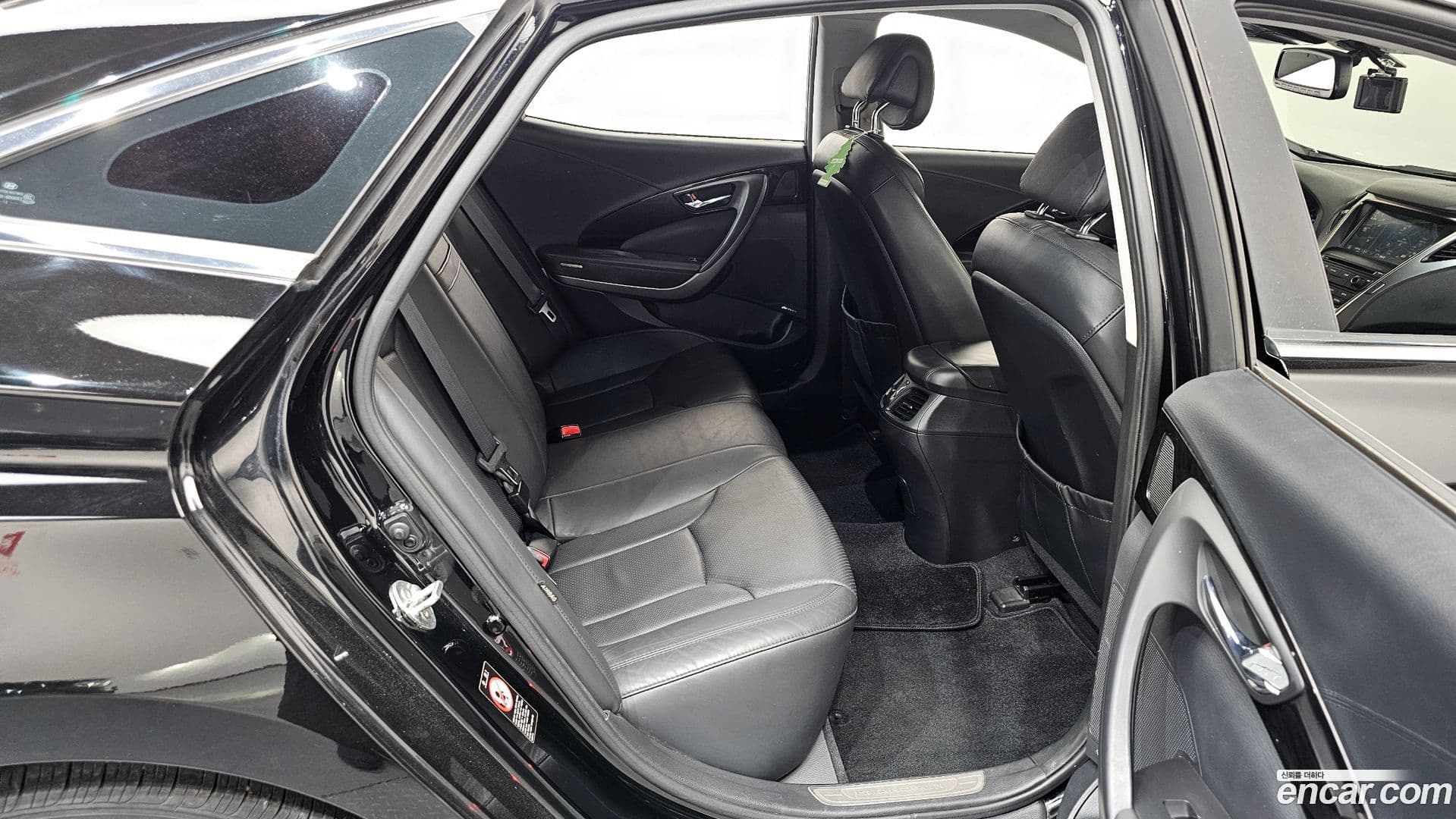 Main__Slider__Photo:Grandeur Hyundai 2013.11-11