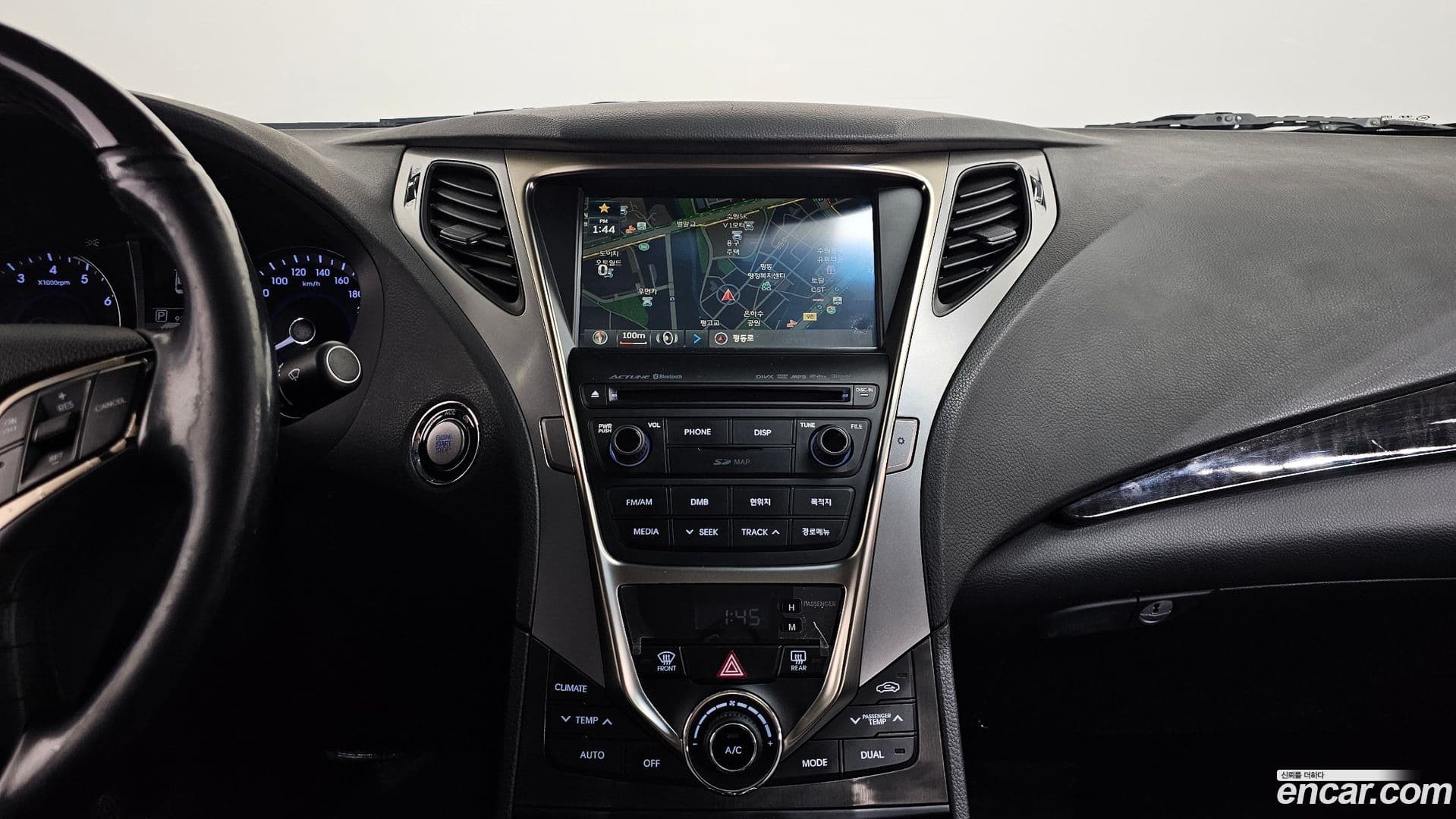 Main__Slider__Photo:Grandeur Hyundai 2013.11-13