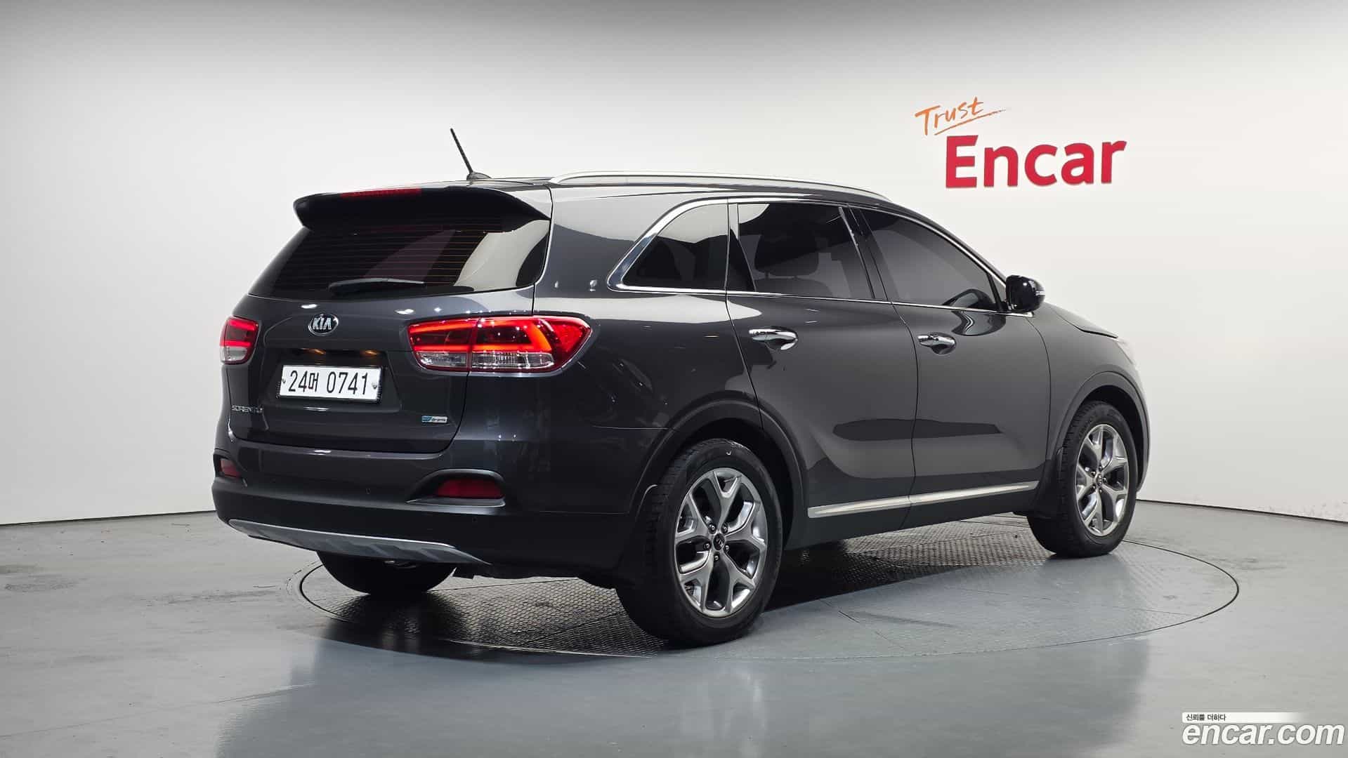 Sorento Kia 2016.1-OUTER-002