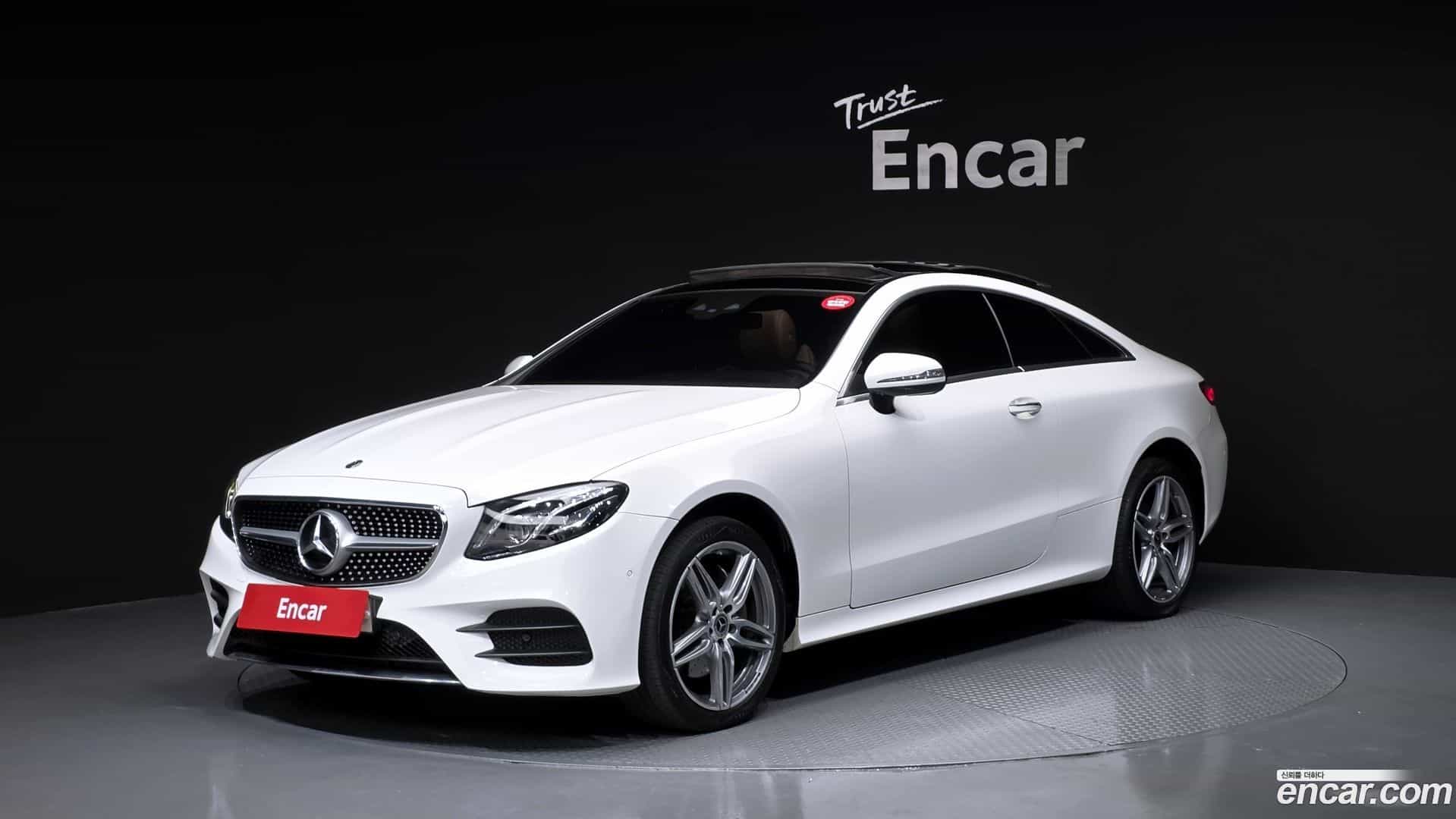 E-Class Mercedes-Benz 2018.2-OUTER-001