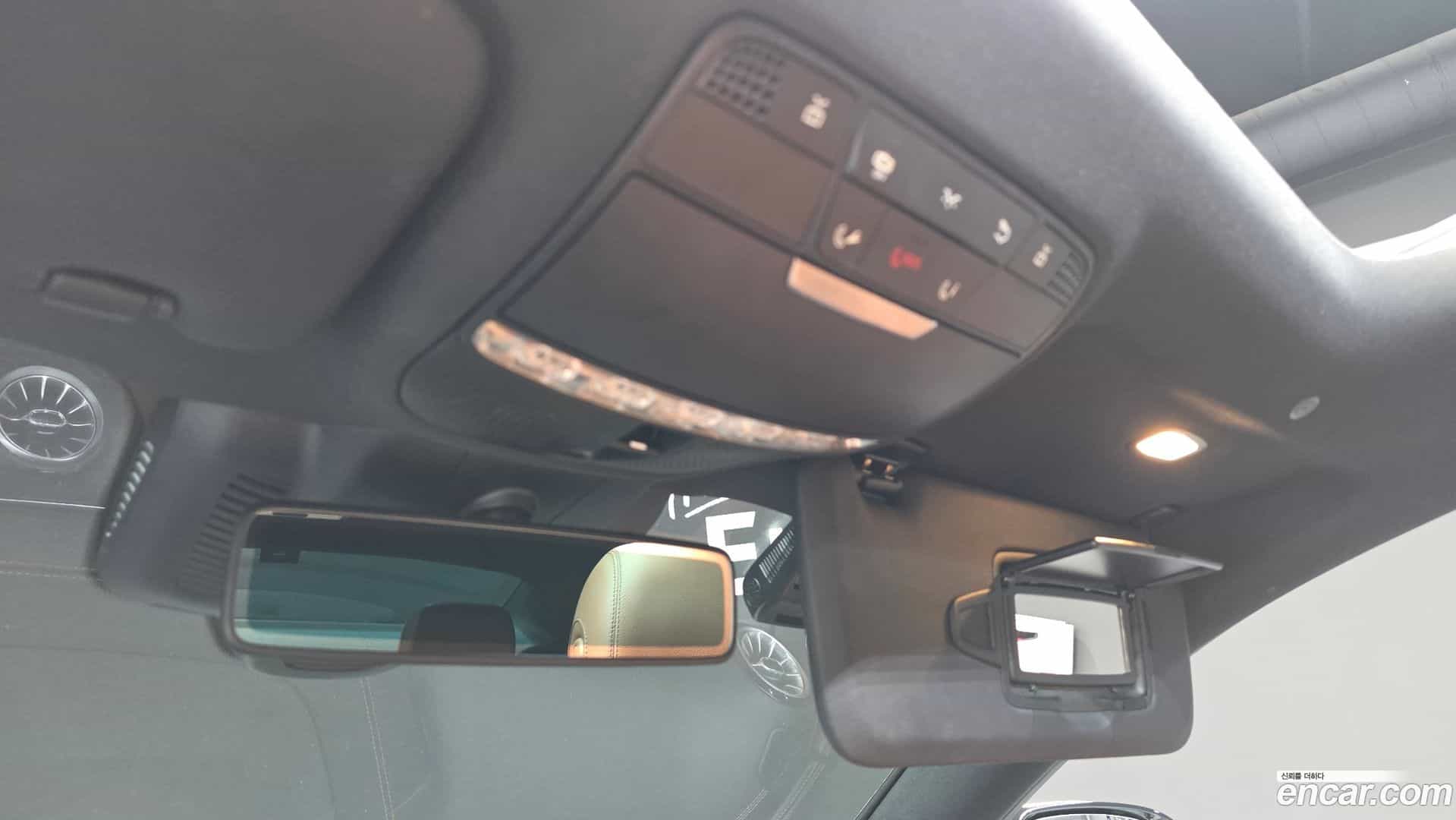 E-Class Mercedes-Benz 2018.2-OPTION-023