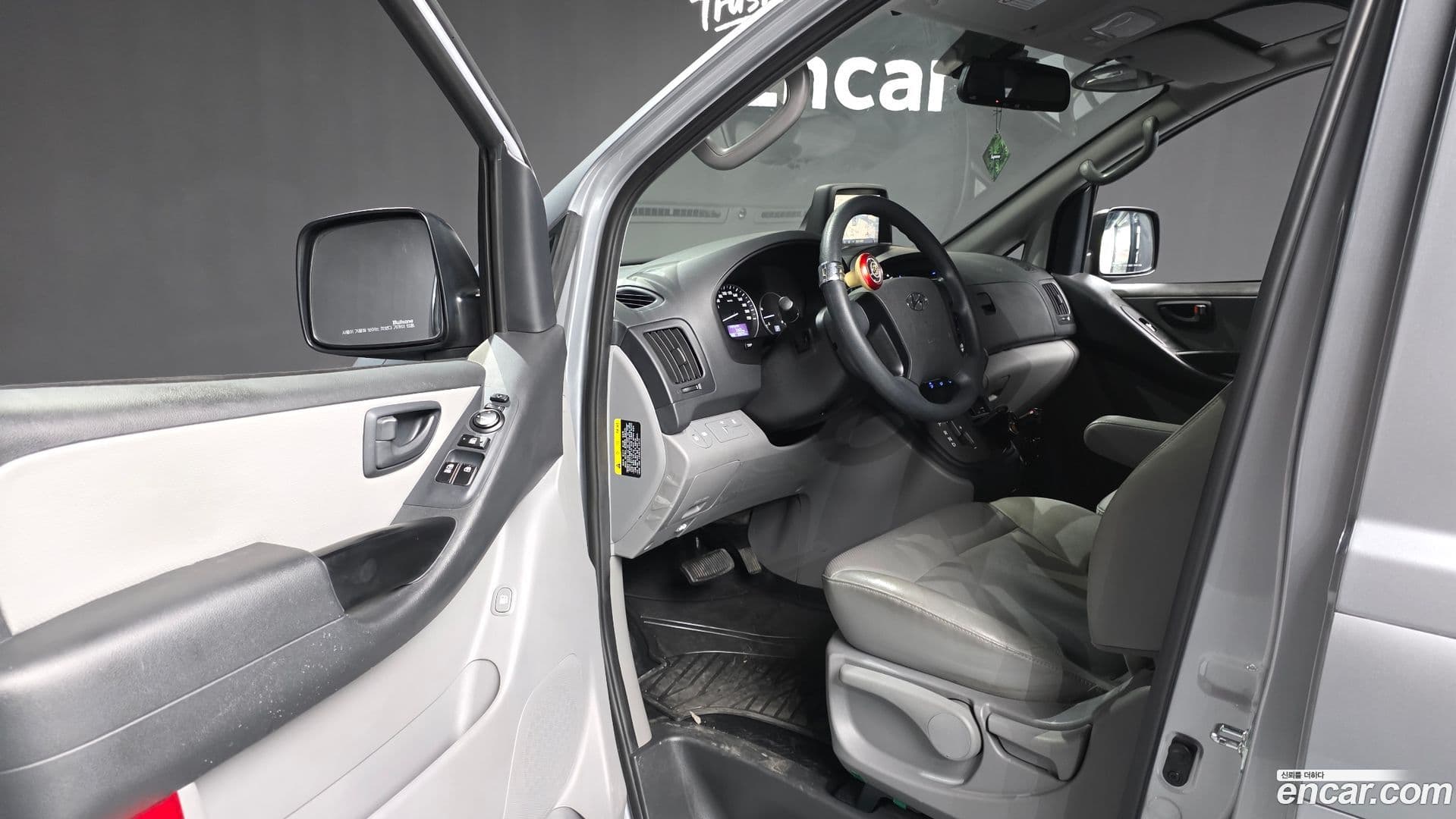 Main__Slider__Photo:Starex Hyundai 2017.8-9