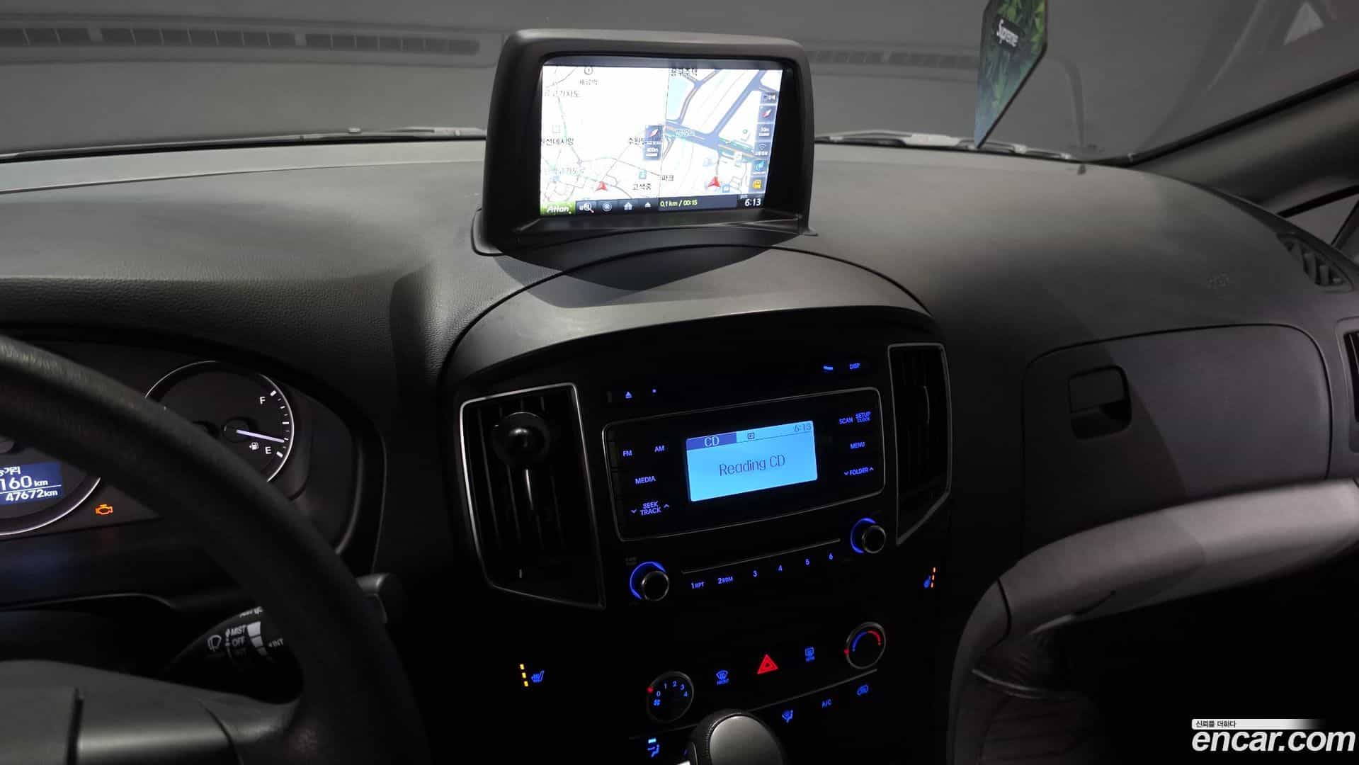 Starex Hyundai 2017.8-OPTION-019